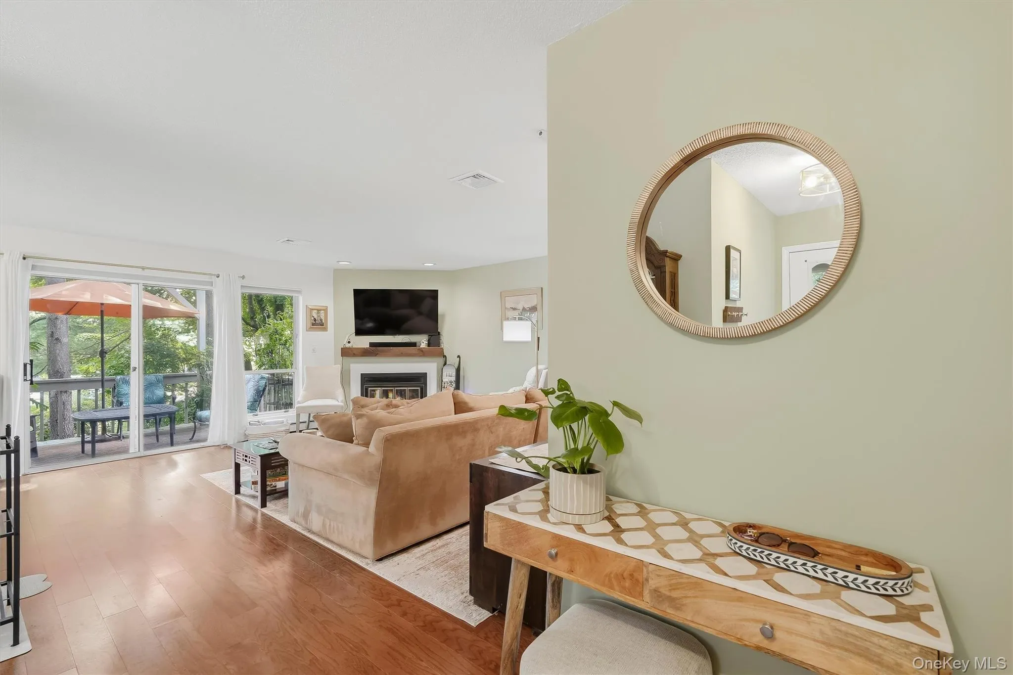 25 Villa Drive, Peekskill, NY, 1 Bedroom Bedrooms, 4 Rooms Rooms,2 BathroomsBathrooms,Residential,For Rent,Villa,0,1048039 25 Villa Drive, Peekskill, NY, 1 Bedroom Bedrooms, 4 Rooms Rooms,2 BathroomsBathrooms,Residential,For Rent,Villa,0,1048039