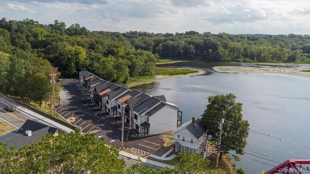20 Icehouse Drive, Saugerties, NY, 2 Bedrooms Bedrooms, 6 Rooms Rooms,3 BathroomsBathrooms,Residential,For Rent,Icehouse,0,1048040 20 Icehouse Drive, Saugerties, NY, 2 Bedrooms Bedrooms, 6 Rooms Rooms,3 BathroomsBathrooms,Residential,For Rent,Icehouse,0,1048040