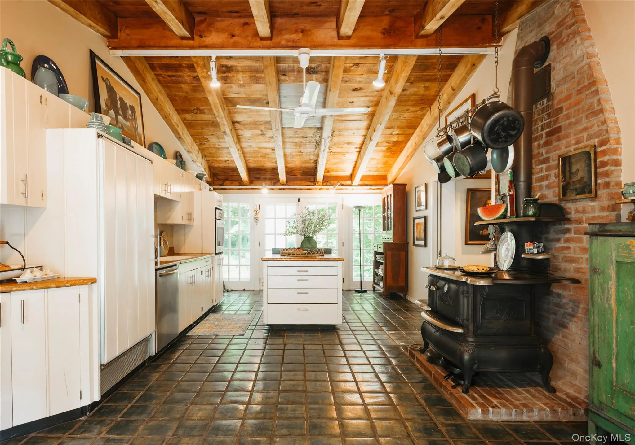 190 Lewis Hollow Road, Woodstock, NY, 3 Bedrooms Bedrooms, 10 Rooms Rooms,3 BathroomsBathrooms,Residential,For Rent,Lewis Hollow,0,1048053 190 Lewis Hollow Road, Woodstock, NY, 3 Bedrooms Bedrooms, 10 Rooms Rooms,3 BathroomsBathrooms,Residential,For Rent,Lewis Hollow,0,1048053
