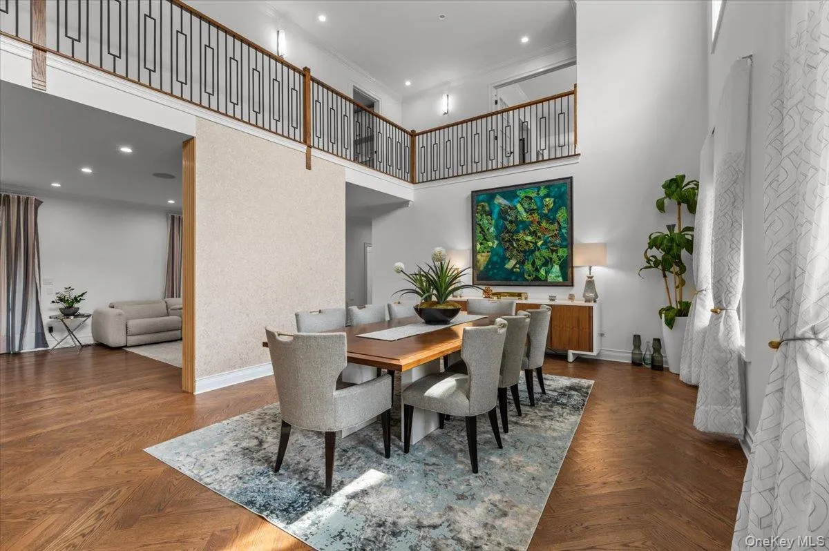 105 Woodhill Lane, North Hempstead, NY, 4 Bedrooms Bedrooms, 14 Rooms Rooms,4 BathroomsBathrooms,Residential,For Rent,Woodhill,0,1048059 105 Woodhill Lane, North Hempstead, NY, 4 Bedrooms Bedrooms, 14 Rooms Rooms,4 BathroomsBathrooms,Residential,For Rent,Woodhill,0,1048059