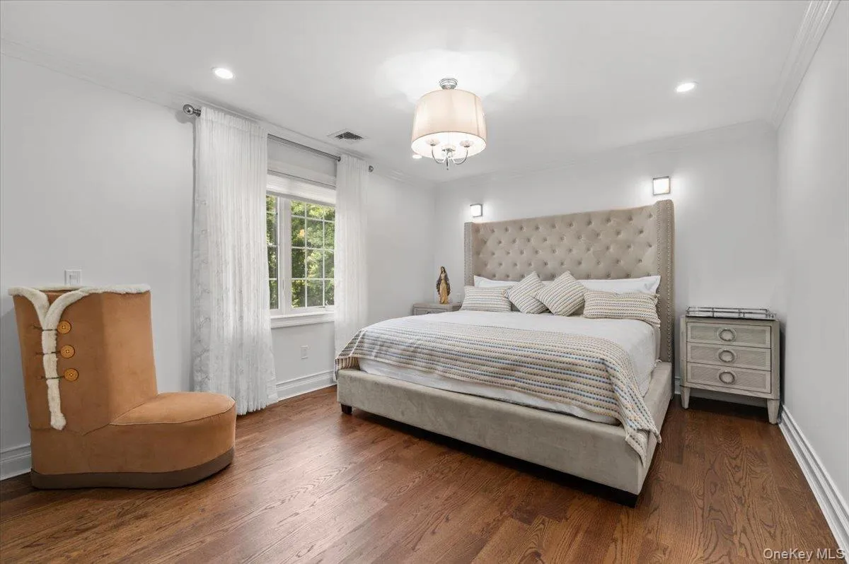 105 Woodhill Lane, North Hempstead, NY, 4 Bedrooms Bedrooms, 14 Rooms Rooms,4 BathroomsBathrooms,Residential,For Rent,Woodhill,0,1048059 105 Woodhill Lane, North Hempstead, NY, 4 Bedrooms Bedrooms, 14 Rooms Rooms,4 BathroomsBathrooms,Residential,For Rent,Woodhill,0,1048059
