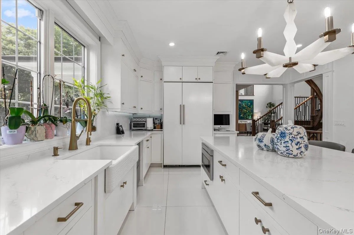 105 Woodhill Lane, North Hempstead, NY, 4 Bedrooms Bedrooms, 14 Rooms Rooms,4 BathroomsBathrooms,Residential,For Rent,Woodhill,0,1048059 105 Woodhill Lane, North Hempstead, NY, 4 Bedrooms Bedrooms, 14 Rooms Rooms,4 BathroomsBathrooms,Residential,For Rent,Woodhill,0,1048059