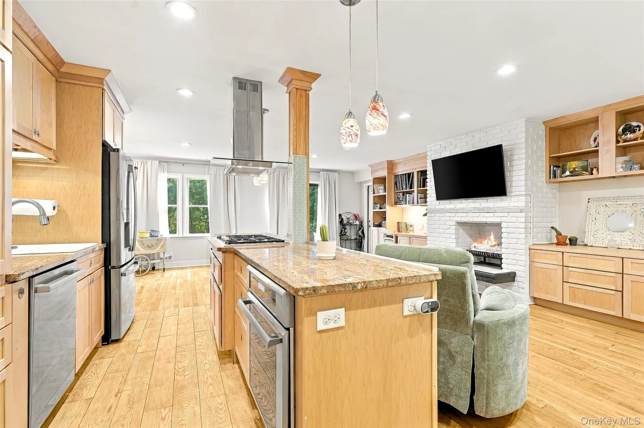 You never have to leave the action when cooking in this open kitchen. You never have to leave the action when cooking in this open kitchen.