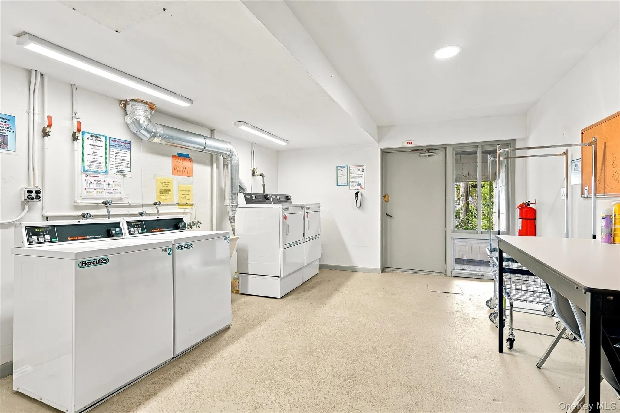 Supplemental bright and clean laundry facility is conveniently located one level down for co-op owners. Supplemental bright and clean laundry facility is conveniently located one level down for co-op owners.