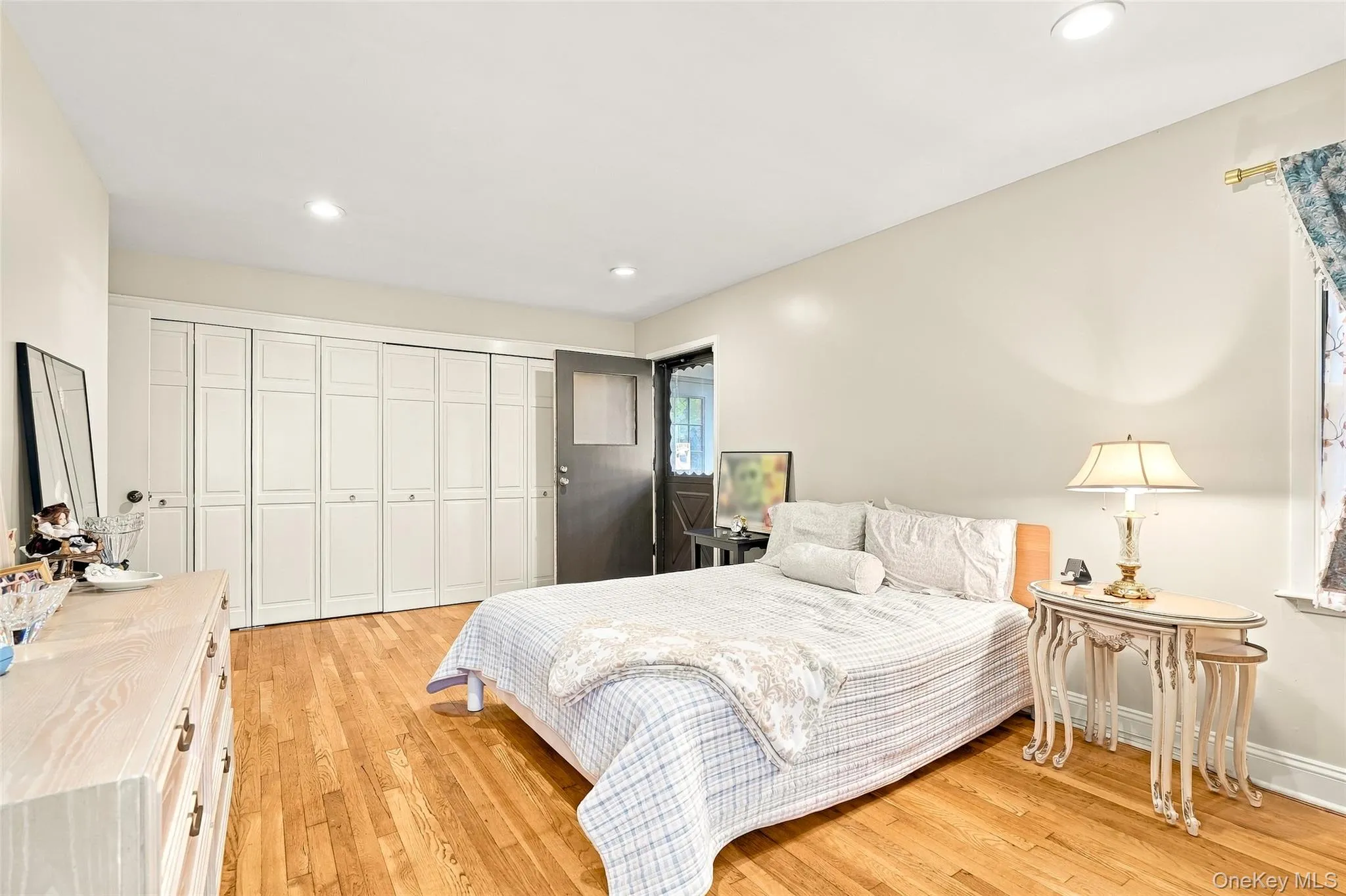 The primary has a convenient direct access door to your exterior ratio. The primary has a convenient direct access door to your exterior ratio.