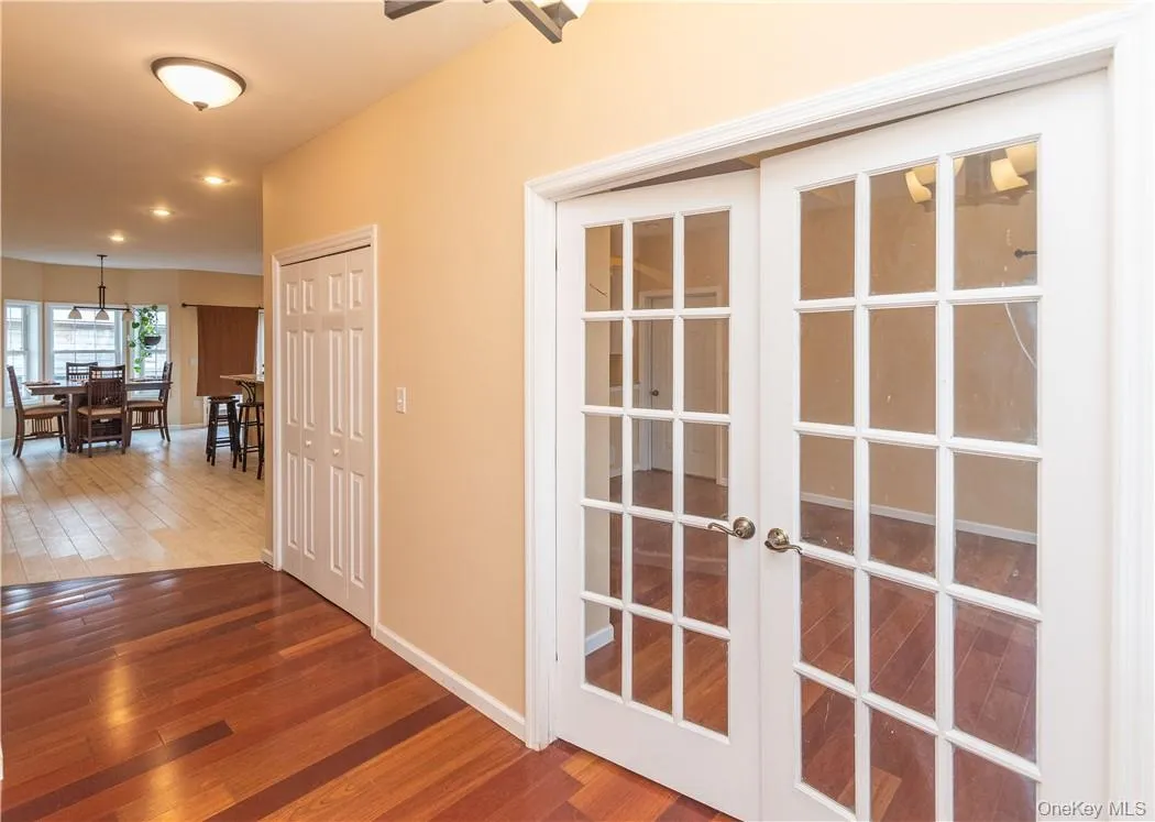 66 Mulberry Lane, Marlboro, NY, 3 Bedrooms Bedrooms, 7 Rooms Rooms,2 BathroomsBathrooms,Residential Lease,For Rent,Mulberry,0,1048062 66 Mulberry Lane, Marlboro, NY, 3 Bedrooms Bedrooms, 7 Rooms Rooms,2 BathroomsBathrooms,Residential Lease,For Rent,Mulberry,0,1048062