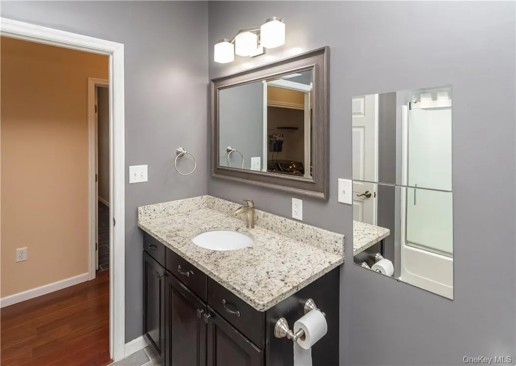 66 Mulberry Lane, Marlboro, NY, 3 Bedrooms Bedrooms, 7 Rooms Rooms,2 BathroomsBathrooms,Residential Lease,For Rent,Mulberry,0,1048062 66 Mulberry Lane, Marlboro, NY, 3 Bedrooms Bedrooms, 7 Rooms Rooms,2 BathroomsBathrooms,Residential Lease,For Rent,Mulberry,0,1048062