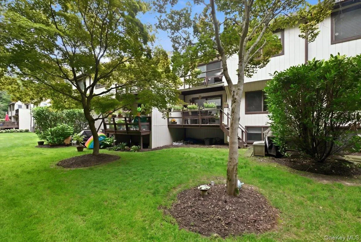 40 Cedar Lane, Oyster Bay, NY, 2 Bedrooms Bedrooms, 7 Rooms Rooms,3 BathroomsBathrooms,Residential,For Rent,Cedar,0,1048063 40 Cedar Lane, Oyster Bay, NY, 2 Bedrooms Bedrooms, 7 Rooms Rooms,3 BathroomsBathrooms,Residential,For Rent,Cedar,0,1048063