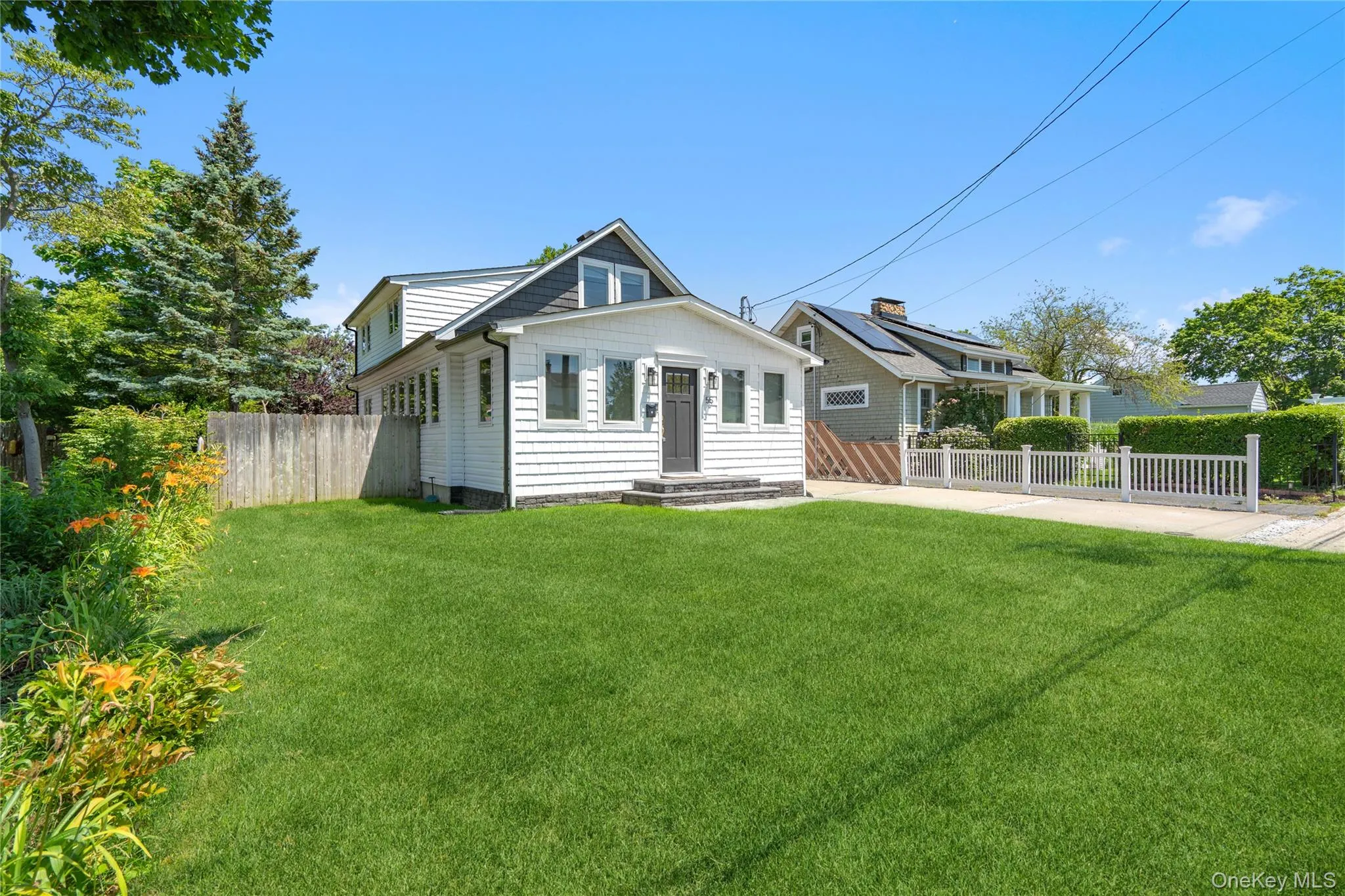 55 Cleveland Street, Brookhaven, NY, 3 Bedrooms Bedrooms, 7 Rooms Rooms,2 BathroomsBathrooms,Residential,For Rent,Cleveland,0,1048064 55 Cleveland Street, Brookhaven, NY, 3 Bedrooms Bedrooms, 7 Rooms Rooms,2 BathroomsBathrooms,Residential,For Rent,Cleveland,0,1048064