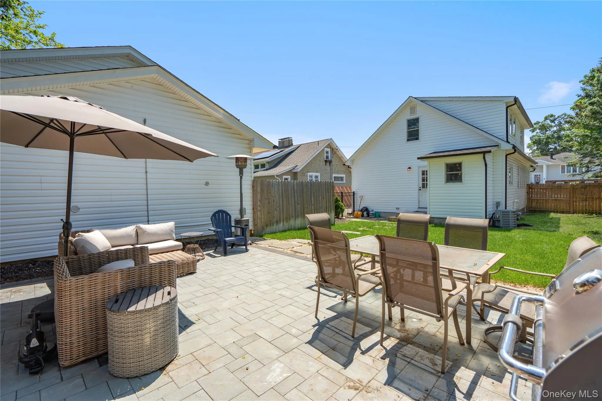 55 Cleveland Street, Brookhaven, NY, 3 Bedrooms Bedrooms, 7 Rooms Rooms,2 BathroomsBathrooms,Residential,For Rent,Cleveland,0,1048064 55 Cleveland Street, Brookhaven, NY, 3 Bedrooms Bedrooms, 7 Rooms Rooms,2 BathroomsBathrooms,Residential,For Rent,Cleveland,0,1048064