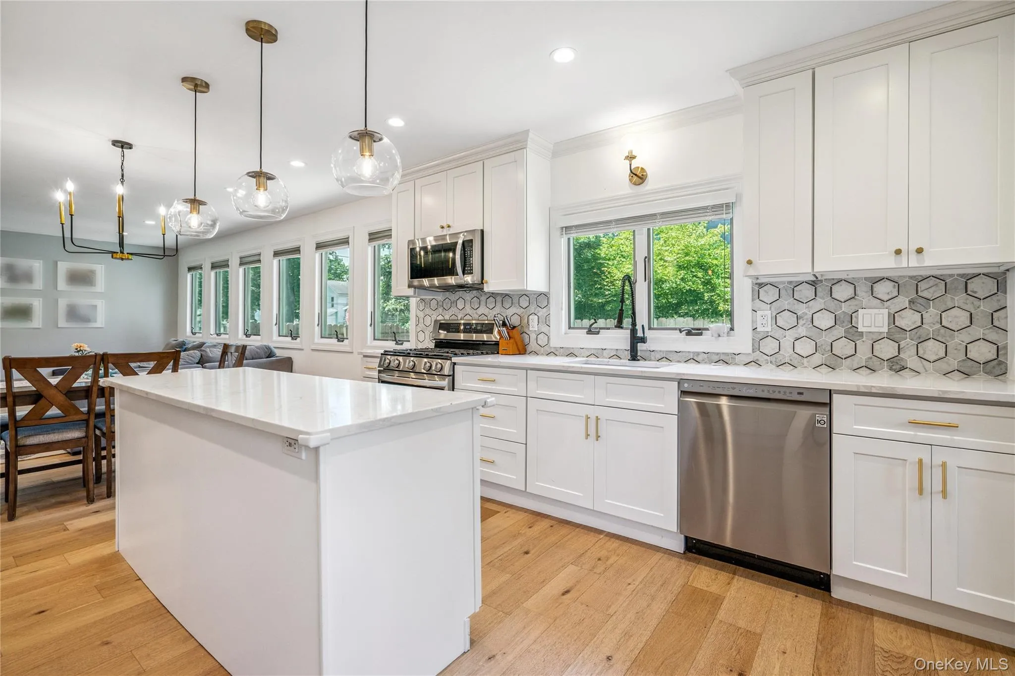 55 Cleveland Street, Brookhaven, NY, 3 Bedrooms Bedrooms, 7 Rooms Rooms,2 BathroomsBathrooms,Residential,For Rent,Cleveland,0,1048064 55 Cleveland Street, Brookhaven, NY, 3 Bedrooms Bedrooms, 7 Rooms Rooms,2 BathroomsBathrooms,Residential,For Rent,Cleveland,0,1048064