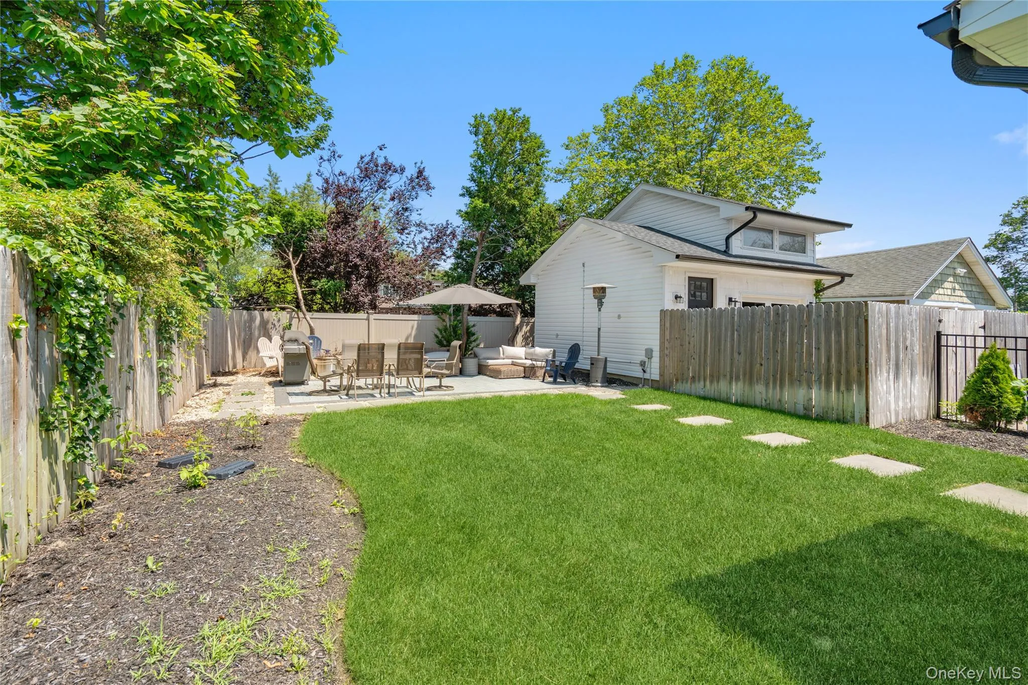 55 Cleveland Street, Brookhaven, NY, 3 Bedrooms Bedrooms, 7 Rooms Rooms,2 BathroomsBathrooms,Residential,For Rent,Cleveland,0,1048064 55 Cleveland Street, Brookhaven, NY, 3 Bedrooms Bedrooms, 7 Rooms Rooms,2 BathroomsBathrooms,Residential,For Rent,Cleveland,0,1048064
