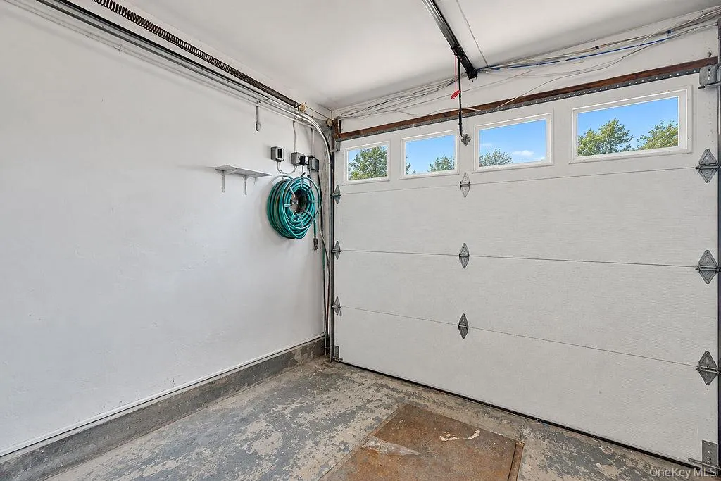 162-07 85th Street, New York, NY, 5 Bedrooms Bedrooms, 10 Rooms Rooms,3 BathroomsBathrooms,Residential,For Rent,85th,0,1048065 162-07 85th Street, New York, NY, 5 Bedrooms Bedrooms, 10 Rooms Rooms,3 BathroomsBathrooms,Residential,For Rent,85th,0,1048065