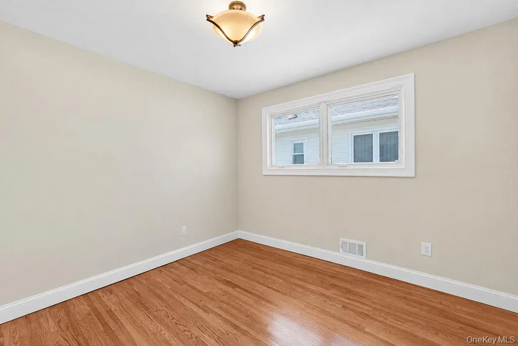 162-07 85th Street, New York, NY, 5 Bedrooms Bedrooms, 10 Rooms Rooms,3 BathroomsBathrooms,Residential,For Rent,85th,0,1048065 162-07 85th Street, New York, NY, 5 Bedrooms Bedrooms, 10 Rooms Rooms,3 BathroomsBathrooms,Residential,For Rent,85th,0,1048065
