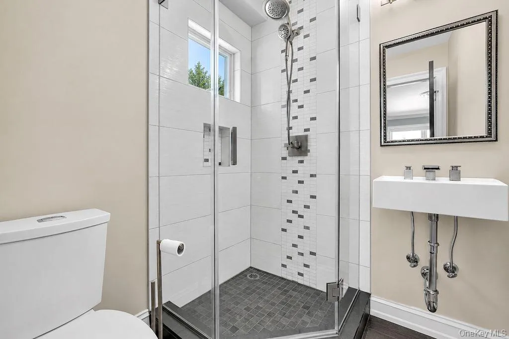 162-07 85th Street, New York, NY, 5 Bedrooms Bedrooms, 10 Rooms Rooms,3 BathroomsBathrooms,Residential,For Rent,85th,0,1048065 162-07 85th Street, New York, NY, 5 Bedrooms Bedrooms, 10 Rooms Rooms,3 BathroomsBathrooms,Residential,For Rent,85th,0,1048065
