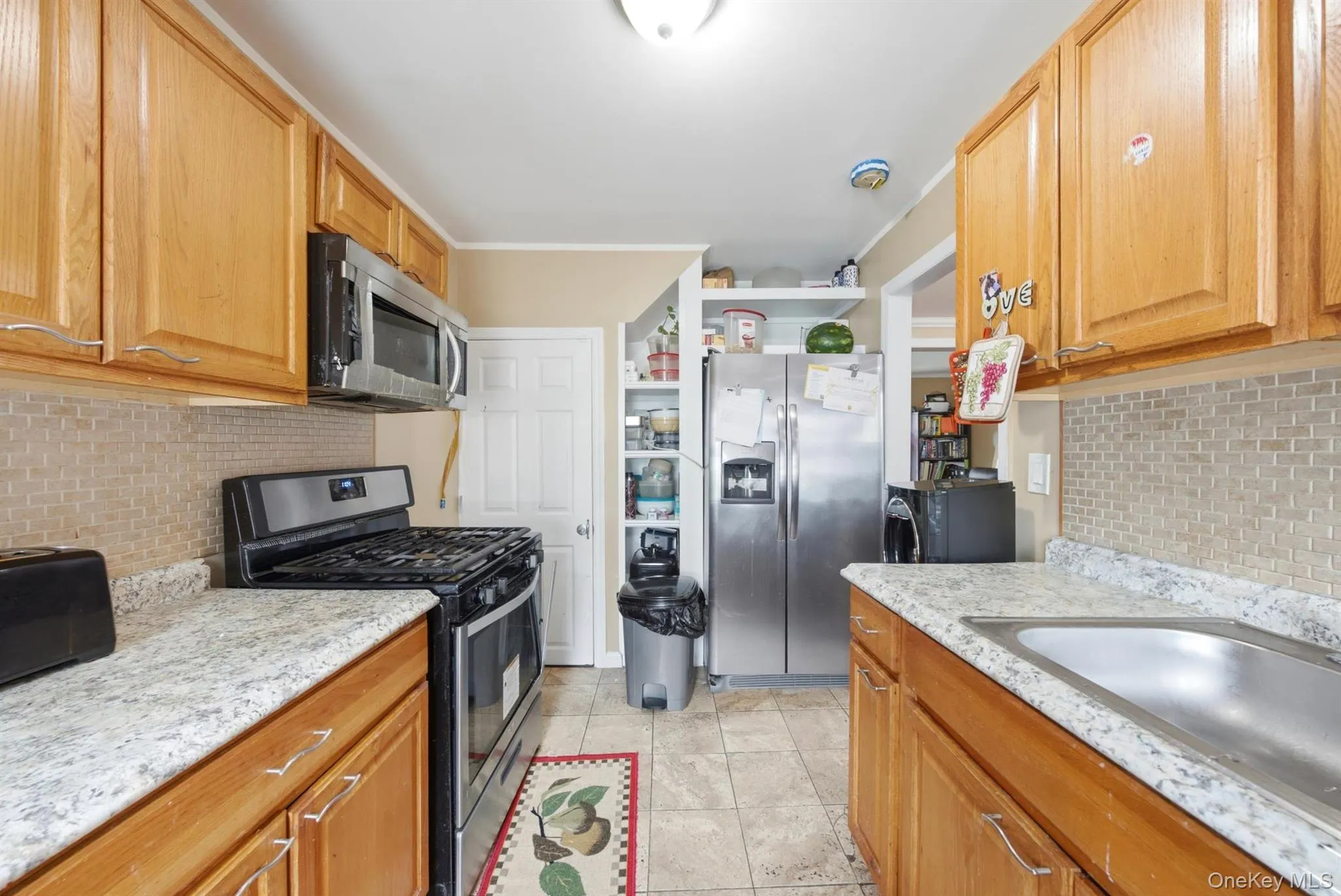 11460 145th Street, New York, NY, 3 Bedrooms Bedrooms, 7 Rooms Rooms,2 BathroomsBathrooms,Residential,For Rent,145th,0,1048067 11460 145th Street, New York, NY, 3 Bedrooms Bedrooms, 7 Rooms Rooms,2 BathroomsBathrooms,Residential,For Rent,145th,0,1048067