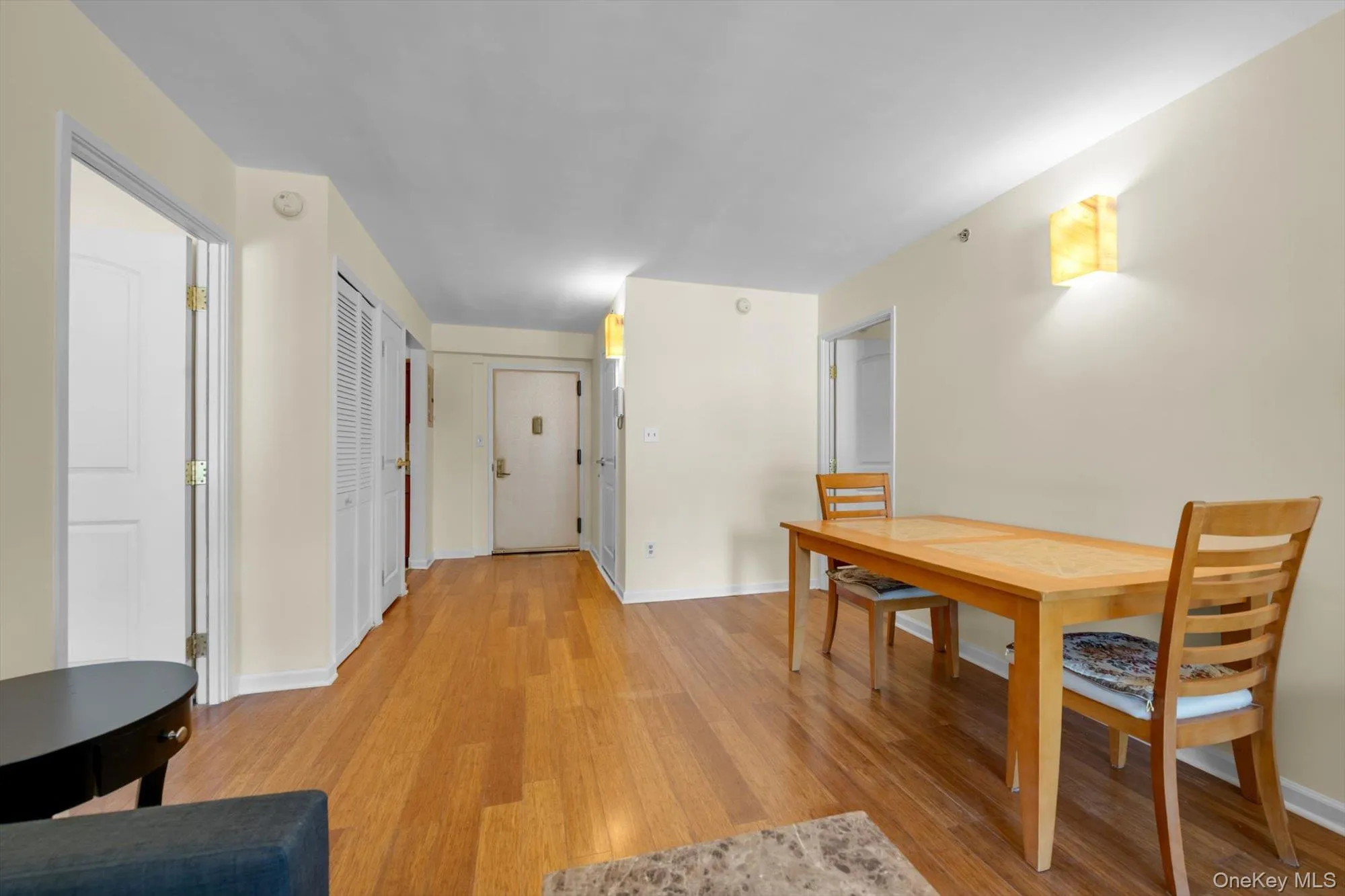 6434 Grand Central Parkway, New York, NY, 2 Bedrooms Bedrooms, 4 Rooms Rooms,2 BathroomsBathrooms,Residential,For Rent,Grand Central,0,1048069 6434 Grand Central Parkway, New York, NY, 2 Bedrooms Bedrooms, 4 Rooms Rooms,2 BathroomsBathrooms,Residential,For Rent,Grand Central,0,1048069