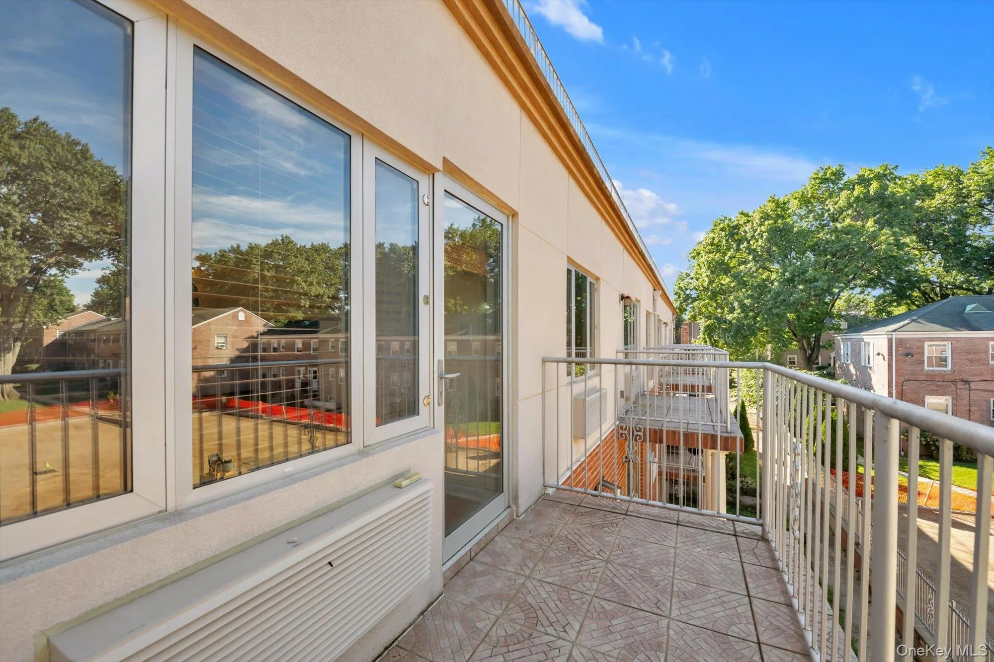 6434 Grand Central Parkway, New York, NY, 2 Bedrooms Bedrooms, 4 Rooms Rooms,2 BathroomsBathrooms,Residential,For Rent,Grand Central,0,1048069 6434 Grand Central Parkway, New York, NY, 2 Bedrooms Bedrooms, 4 Rooms Rooms,2 BathroomsBathrooms,Residential,For Rent,Grand Central,0,1048069