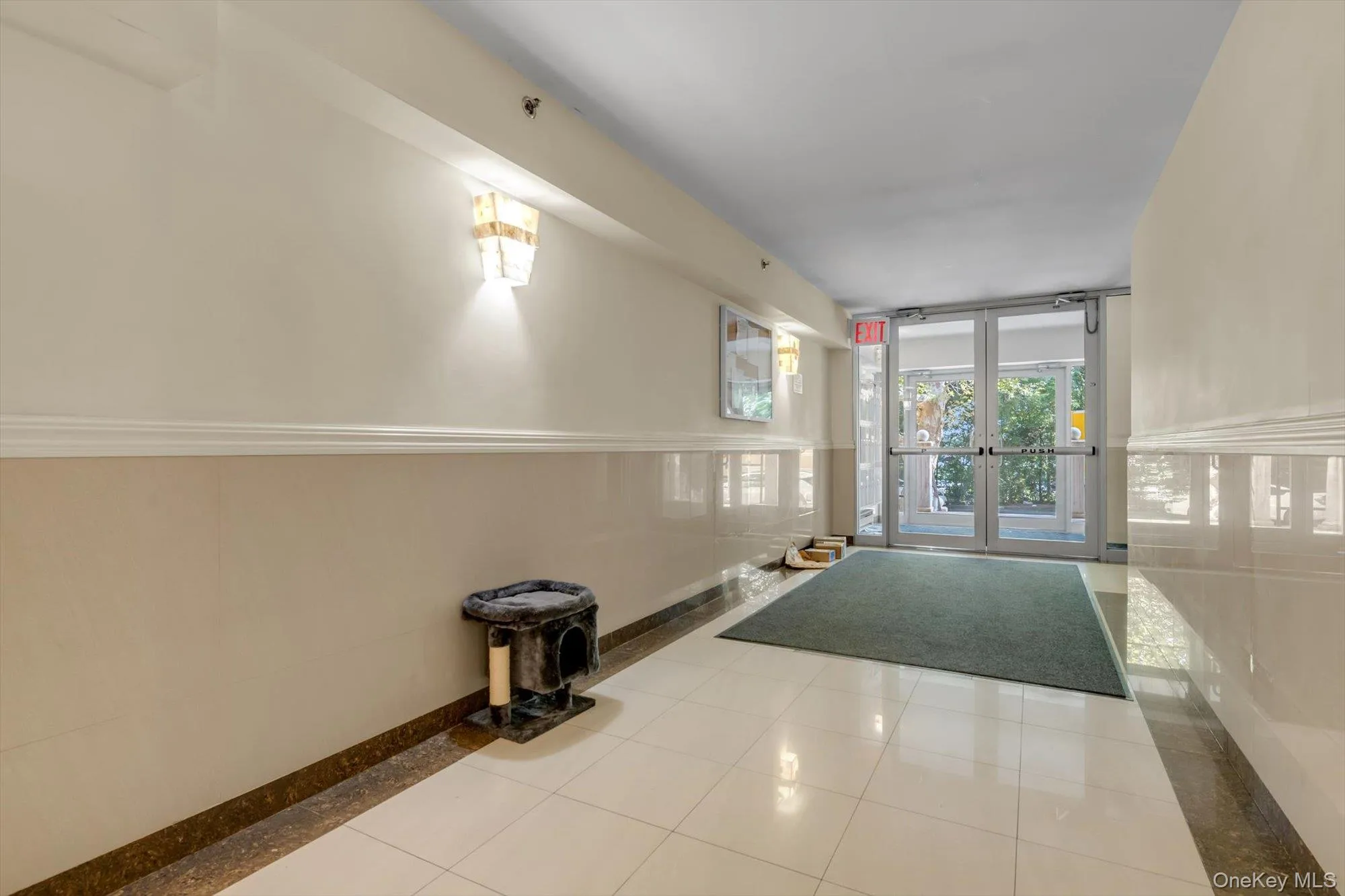 6434 Grand Central Parkway, New York, NY, 2 Bedrooms Bedrooms, 4 Rooms Rooms,2 BathroomsBathrooms,Residential,For Rent,Grand Central,0,1048069 6434 Grand Central Parkway, New York, NY, 2 Bedrooms Bedrooms, 4 Rooms Rooms,2 BathroomsBathrooms,Residential,For Rent,Grand Central,0,1048069