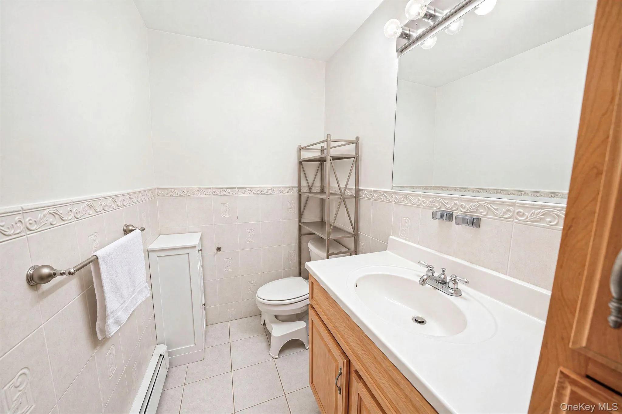 11 Glen Hollow Drive, Brookhaven, NY, 3 Bedrooms Bedrooms, 7 Rooms Rooms,2 BathroomsBathrooms,Residential,For Rent,Glen Hollow,0,1048070 11 Glen Hollow Drive, Brookhaven, NY, 3 Bedrooms Bedrooms, 7 Rooms Rooms,2 BathroomsBathrooms,Residential,For Rent,Glen Hollow,0,1048070