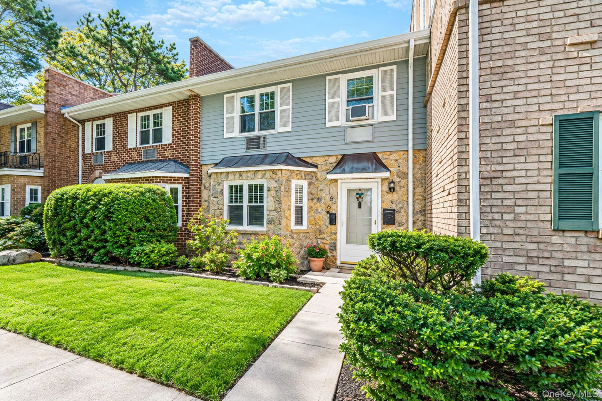 11 Glen Hollow Drive, Brookhaven, NY, 3 Bedrooms Bedrooms, 7 Rooms Rooms,2 BathroomsBathrooms,Residential,For Rent,Glen Hollow,0,1048070 11 Glen Hollow Drive, Brookhaven, NY, 3 Bedrooms Bedrooms, 7 Rooms Rooms,2 BathroomsBathrooms,Residential,For Rent,Glen Hollow,0,1048070