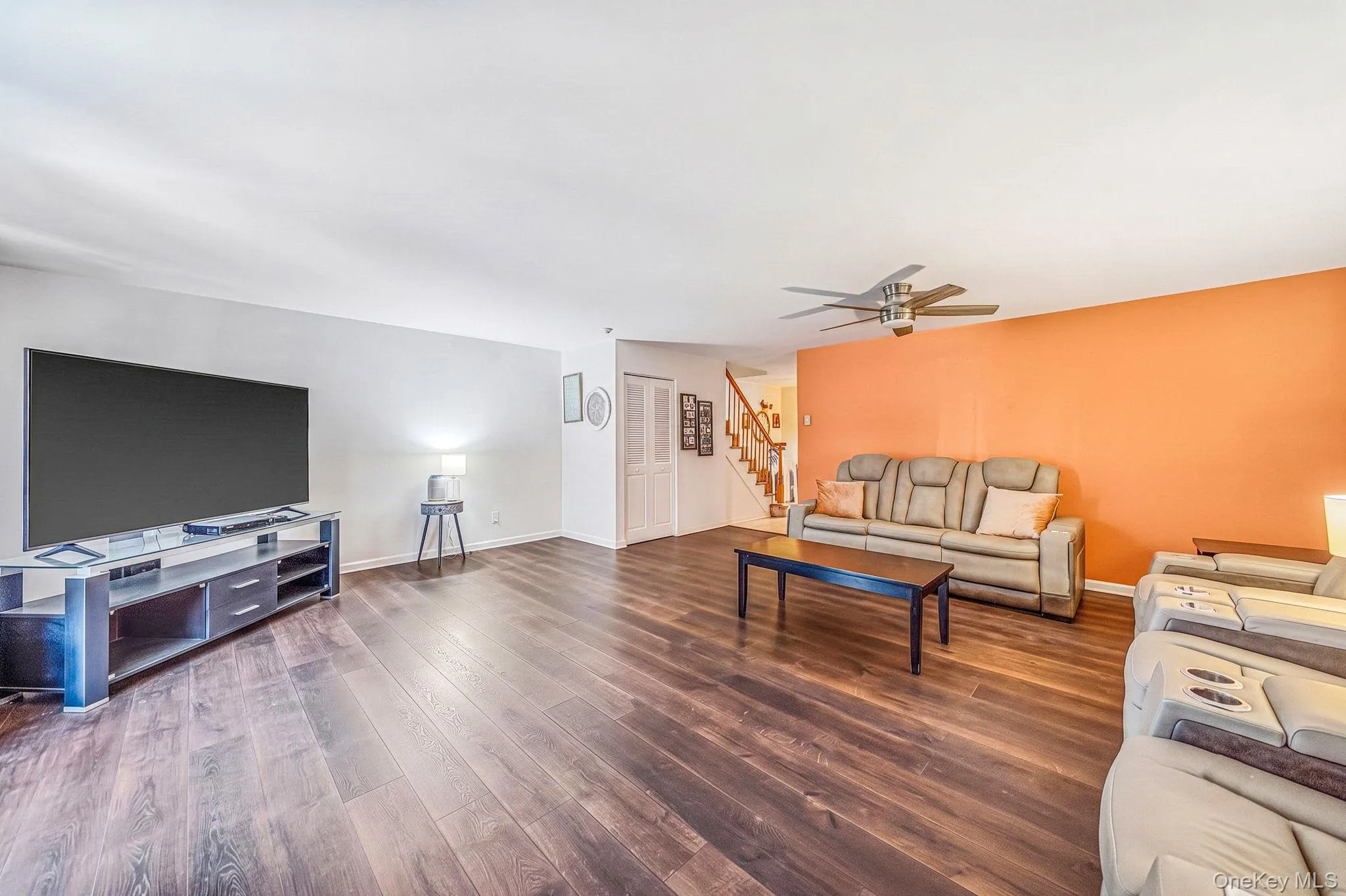11 Glen Hollow Drive, Brookhaven, NY, 3 Bedrooms Bedrooms, 7 Rooms Rooms,2 BathroomsBathrooms,Residential,For Rent,Glen Hollow,0,1048070 11 Glen Hollow Drive, Brookhaven, NY, 3 Bedrooms Bedrooms, 7 Rooms Rooms,2 BathroomsBathrooms,Residential,For Rent,Glen Hollow,0,1048070