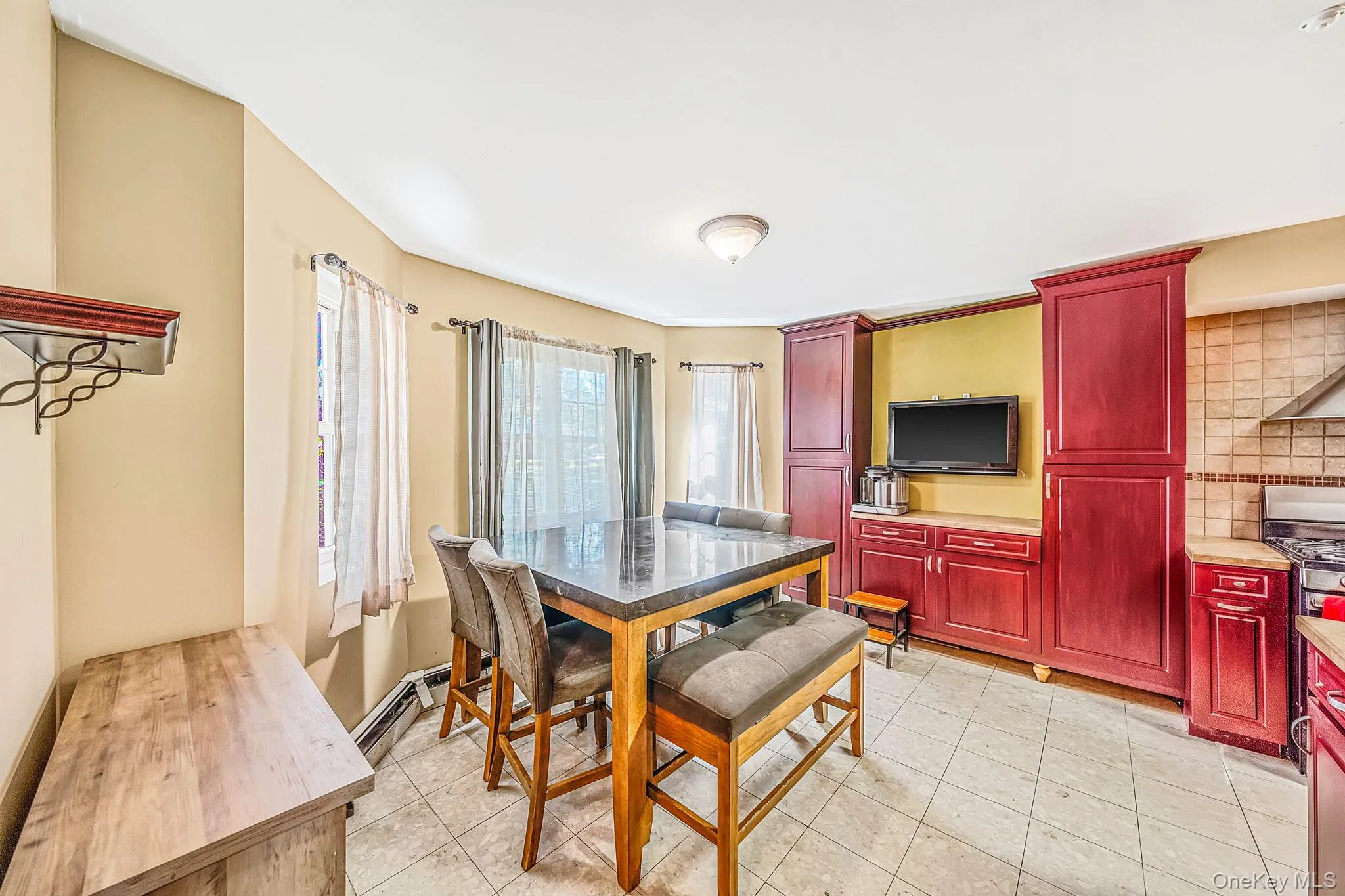 11 Glen Hollow Drive, Brookhaven, NY, 3 Bedrooms Bedrooms, 7 Rooms Rooms,2 BathroomsBathrooms,Residential,For Rent,Glen Hollow,0,1048070 11 Glen Hollow Drive, Brookhaven, NY, 3 Bedrooms Bedrooms, 7 Rooms Rooms,2 BathroomsBathrooms,Residential,For Rent,Glen Hollow,0,1048070
