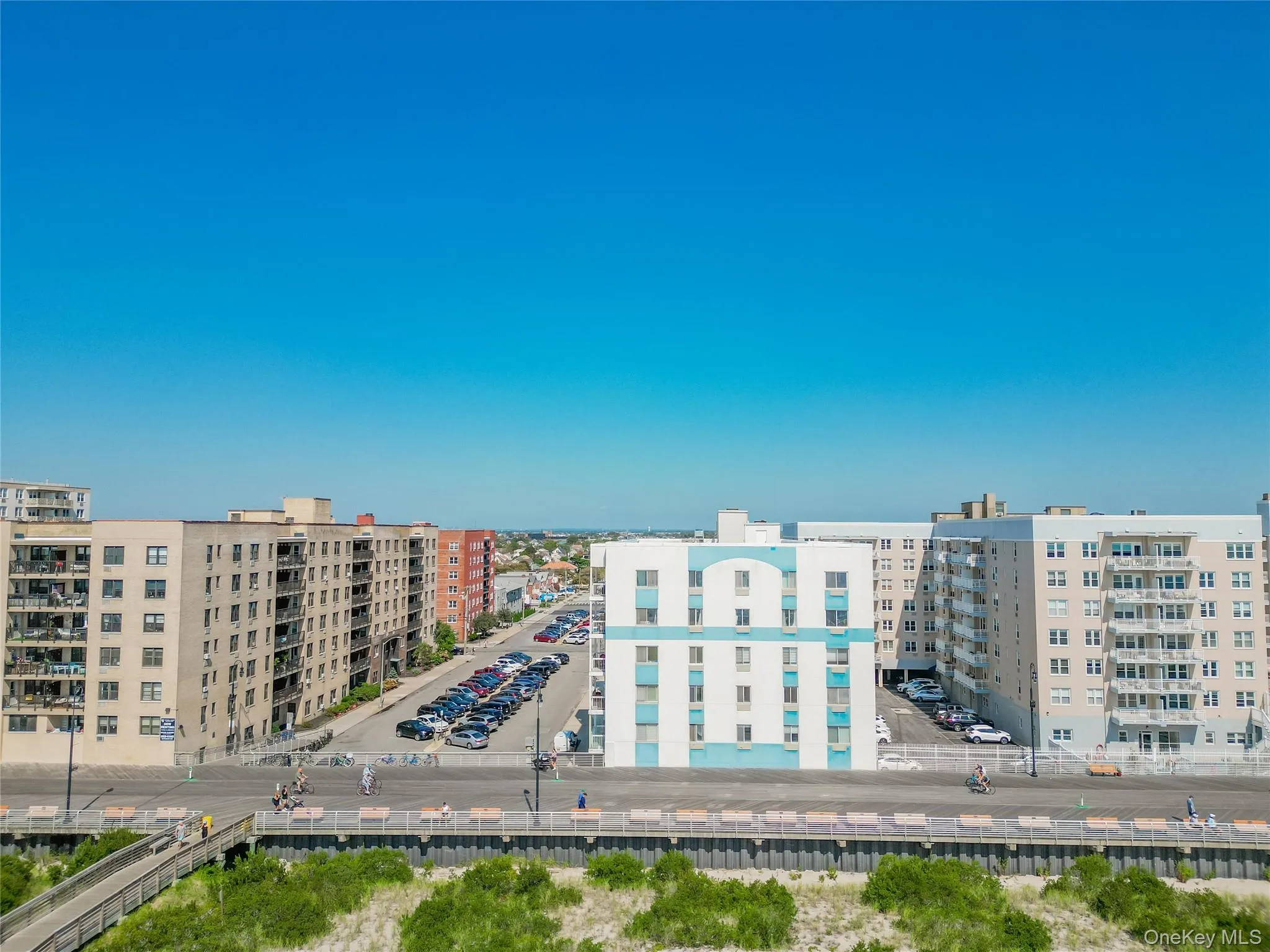 10 Franklin Boulevard, Long Beach, NY, 3 Rooms Rooms,1 BathroomBathrooms,Residential Lease,For Rent,Franklin,0,1048071 10 Franklin Boulevard, Long Beach, NY, 3 Rooms Rooms,1 BathroomBathrooms,Residential Lease,For Rent,Franklin,0,1048071