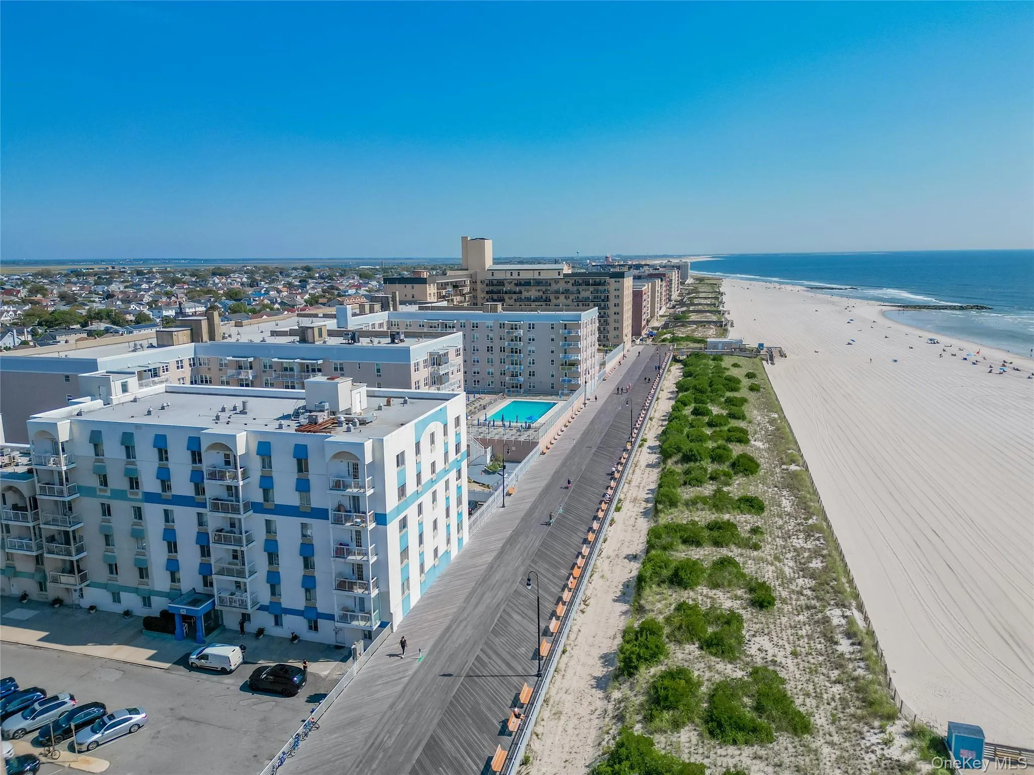 10 Franklin Boulevard, Long Beach, NY, 3 Rooms Rooms,1 BathroomBathrooms,Residential Lease,For Rent,Franklin,0,1048071 10 Franklin Boulevard, Long Beach, NY, 3 Rooms Rooms,1 BathroomBathrooms,Residential Lease,For Rent,Franklin,0,1048071