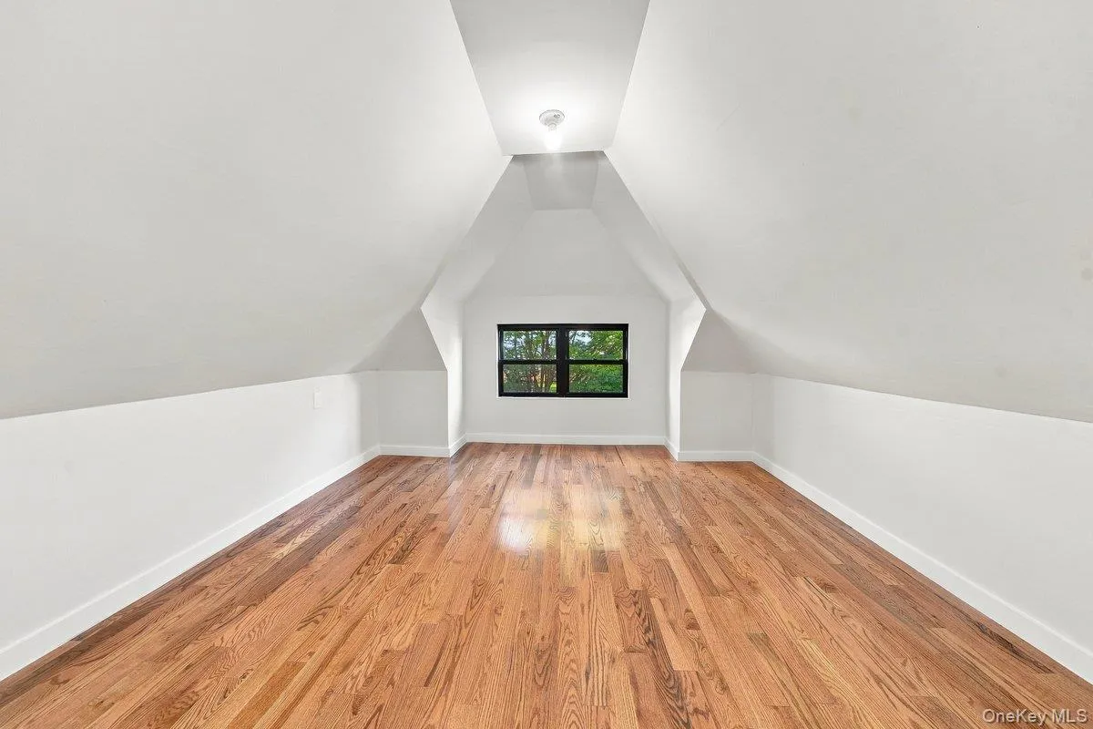 1978 Needham, New York, NY, 4 Bedrooms Bedrooms, 6 Rooms Rooms,2 BathroomsBathrooms,Residential,For Rent,Needham,0,1048072 1978 Needham, New York, NY, 4 Bedrooms Bedrooms, 6 Rooms Rooms,2 BathroomsBathrooms,Residential,For Rent,Needham,0,1048072