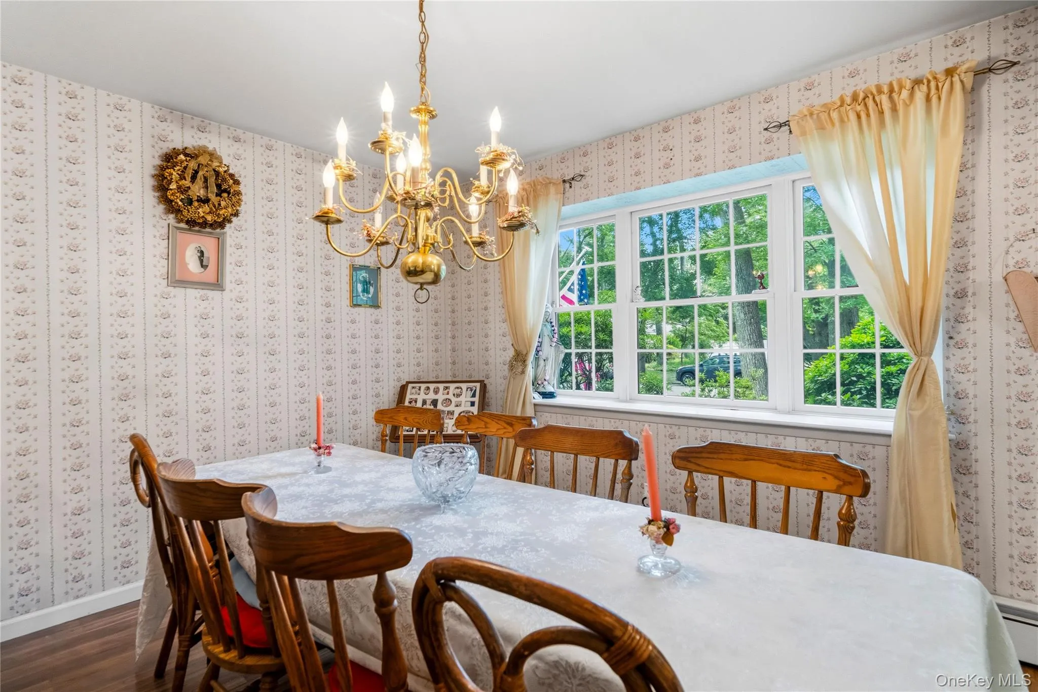3 Palfrey Street, Brookhaven, NY, 4 Bedrooms Bedrooms, 9 Rooms Rooms,2 BathroomsBathrooms,Residential,For Rent,Palfrey,0,1048074 3 Palfrey Street, Brookhaven, NY, 4 Bedrooms Bedrooms, 9 Rooms Rooms,2 BathroomsBathrooms,Residential,For Rent,Palfrey,0,1048074