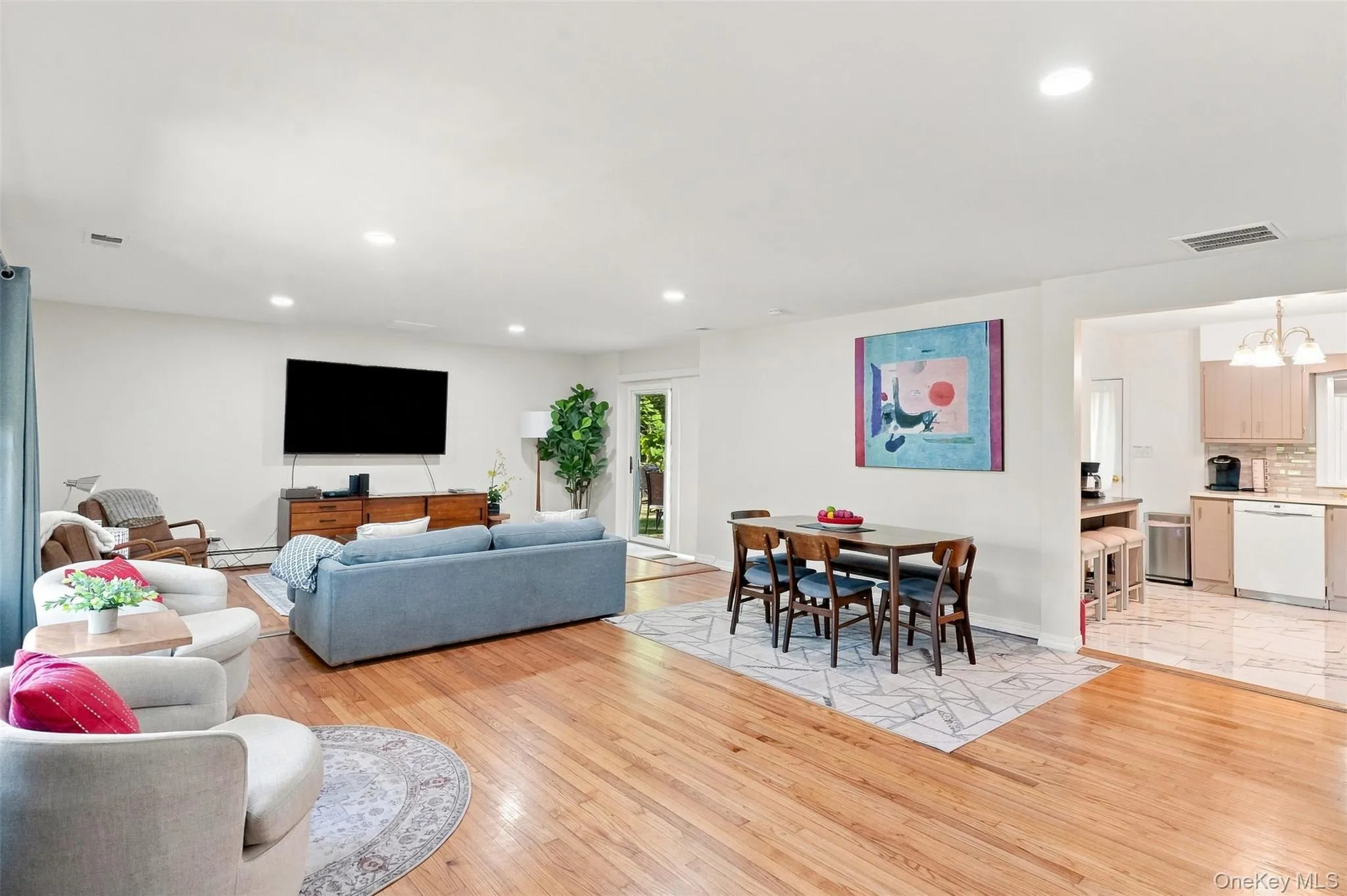 316 State Route 32, New Paltz, NY, 3 Bedrooms Bedrooms, 5 Rooms Rooms,2 BathroomsBathrooms,Residential,For Rent,State Route 32,0,1048078 316 State Route 32, New Paltz, NY, 3 Bedrooms Bedrooms, 5 Rooms Rooms,2 BathroomsBathrooms,Residential,For Rent,State Route 32,0,1048078