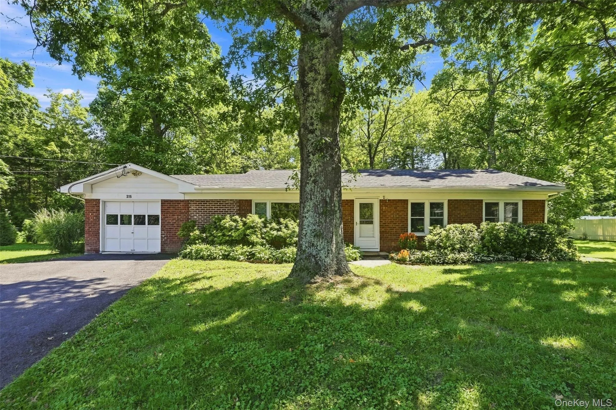 316 State Route 32, New Paltz, NY, 3 Bedrooms Bedrooms, 5 Rooms Rooms,2 BathroomsBathrooms,Residential,For Rent,State Route 32,0,1048078 316 State Route 32, New Paltz, NY, 3 Bedrooms Bedrooms, 5 Rooms Rooms,2 BathroomsBathrooms,Residential,For Rent,State Route 32,0,1048078