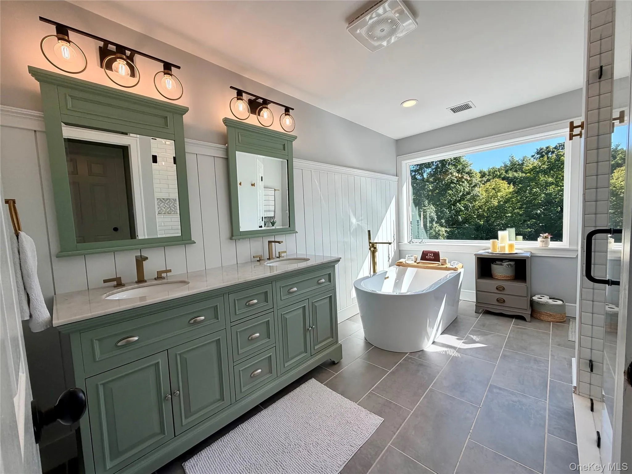 101 Beverly Road, Blooming Grove, NY, 4 Bedrooms Bedrooms, 10 Rooms Rooms,2 BathroomsBathrooms,Residential,For Rent,Beverly,0,1048079 101 Beverly Road, Blooming Grove, NY, 4 Bedrooms Bedrooms, 10 Rooms Rooms,2 BathroomsBathrooms,Residential,For Rent,Beverly,0,1048079
