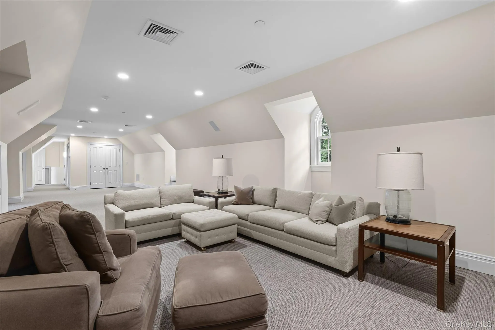 26 Archer Road, Harrison, NY, 6 Bedrooms Bedrooms, 15 Rooms Rooms,7 BathroomsBathrooms,Residential,For Rent,Archer,0,1048085 26 Archer Road, Harrison, NY, 6 Bedrooms Bedrooms, 15 Rooms Rooms,7 BathroomsBathrooms,Residential,For Rent,Archer,0,1048085
