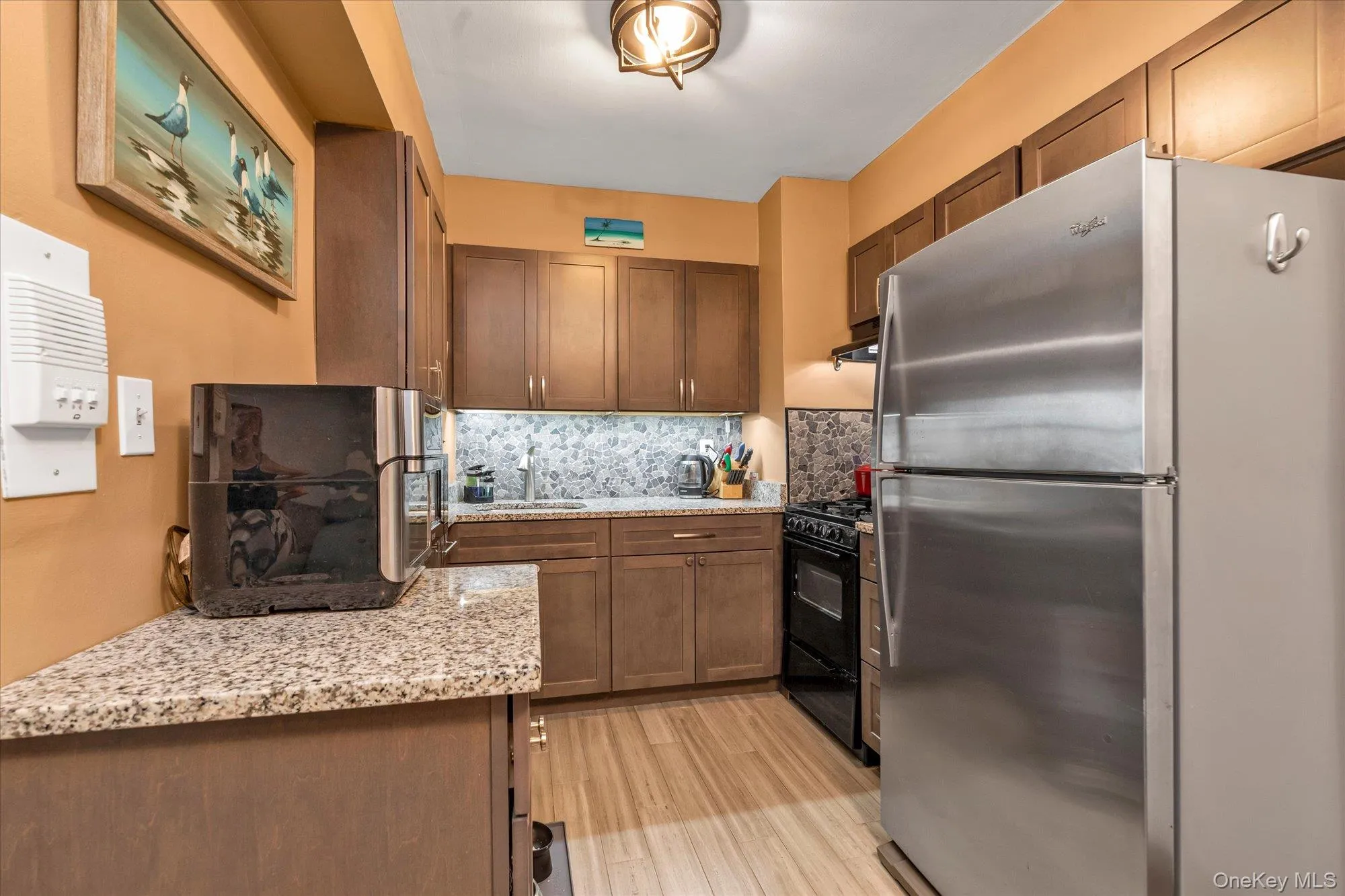 370 Broadway, Long Beach, NY, 1 Bedroom Bedrooms, 3 Rooms Rooms,1 BathroomBathrooms,Residential,For Rent,Broadway,0,1048087 370 Broadway, Long Beach, NY, 1 Bedroom Bedrooms, 3 Rooms Rooms,1 BathroomBathrooms,Residential,For Rent,Broadway,0,1048087