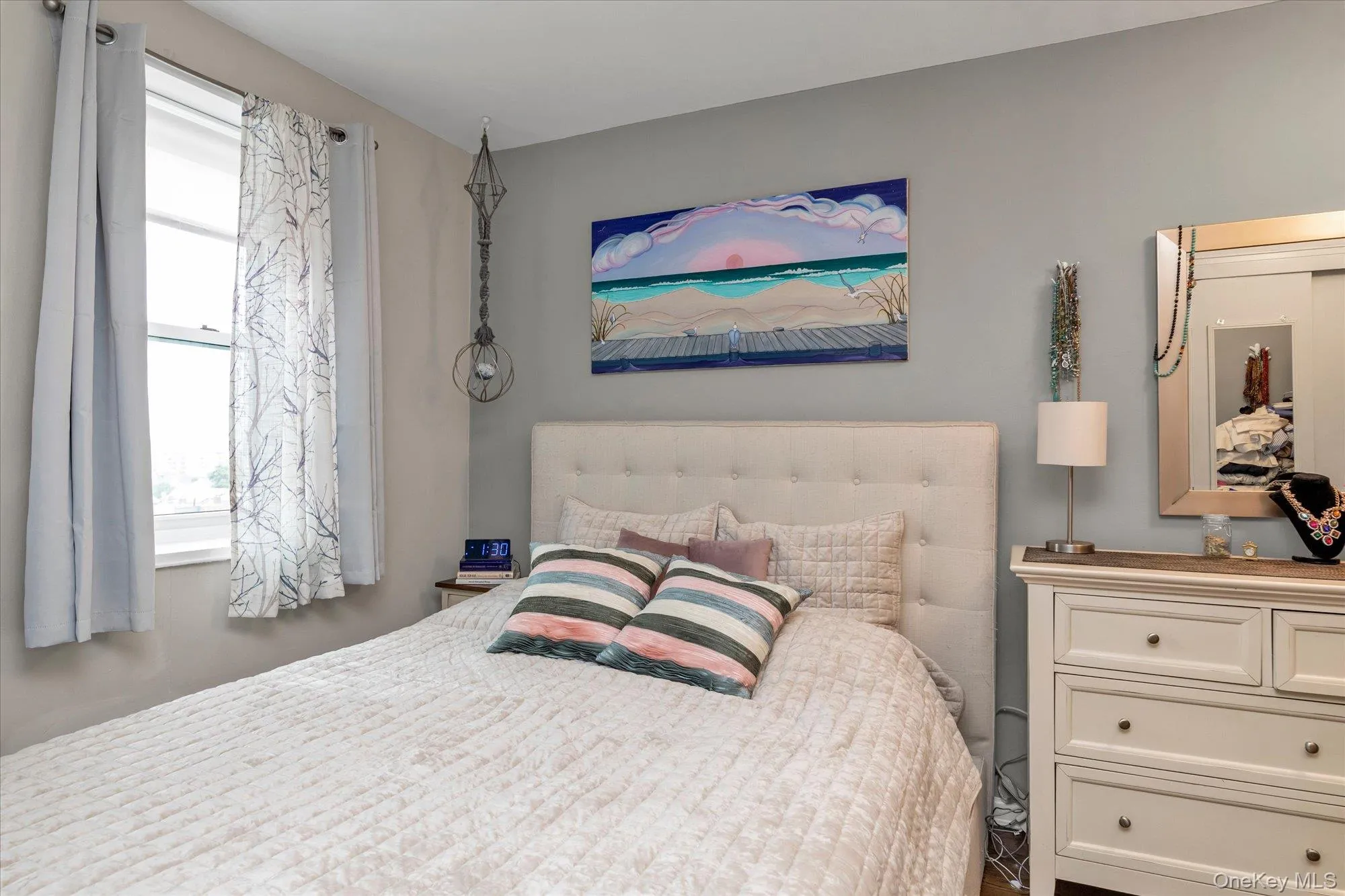 370 Broadway, Long Beach, NY, 1 Bedroom Bedrooms, 3 Rooms Rooms,1 BathroomBathrooms,Residential,For Rent,Broadway,0,1048087 370 Broadway, Long Beach, NY, 1 Bedroom Bedrooms, 3 Rooms Rooms,1 BathroomBathrooms,Residential,For Rent,Broadway,0,1048087