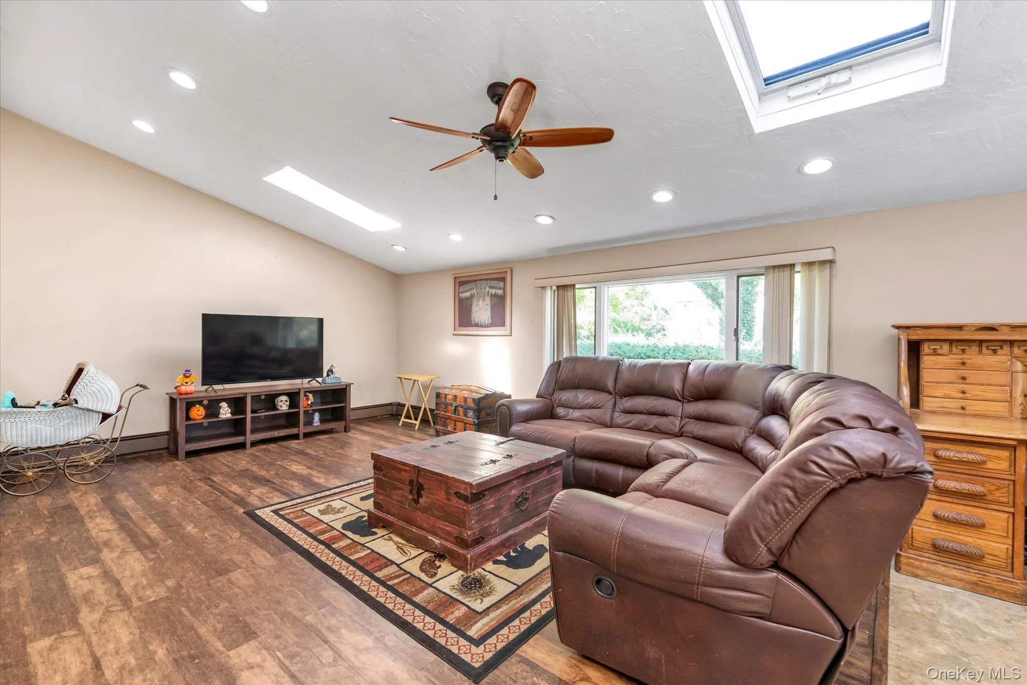 157 Land Lane, Hempstead, NY, 5 Bedrooms Bedrooms, 8 Rooms Rooms,2 BathroomsBathrooms,Residential,For Rent,Land,0,1048088 157 Land Lane, Hempstead, NY, 5 Bedrooms Bedrooms, 8 Rooms Rooms,2 BathroomsBathrooms,Residential,For Rent,Land,0,1048088