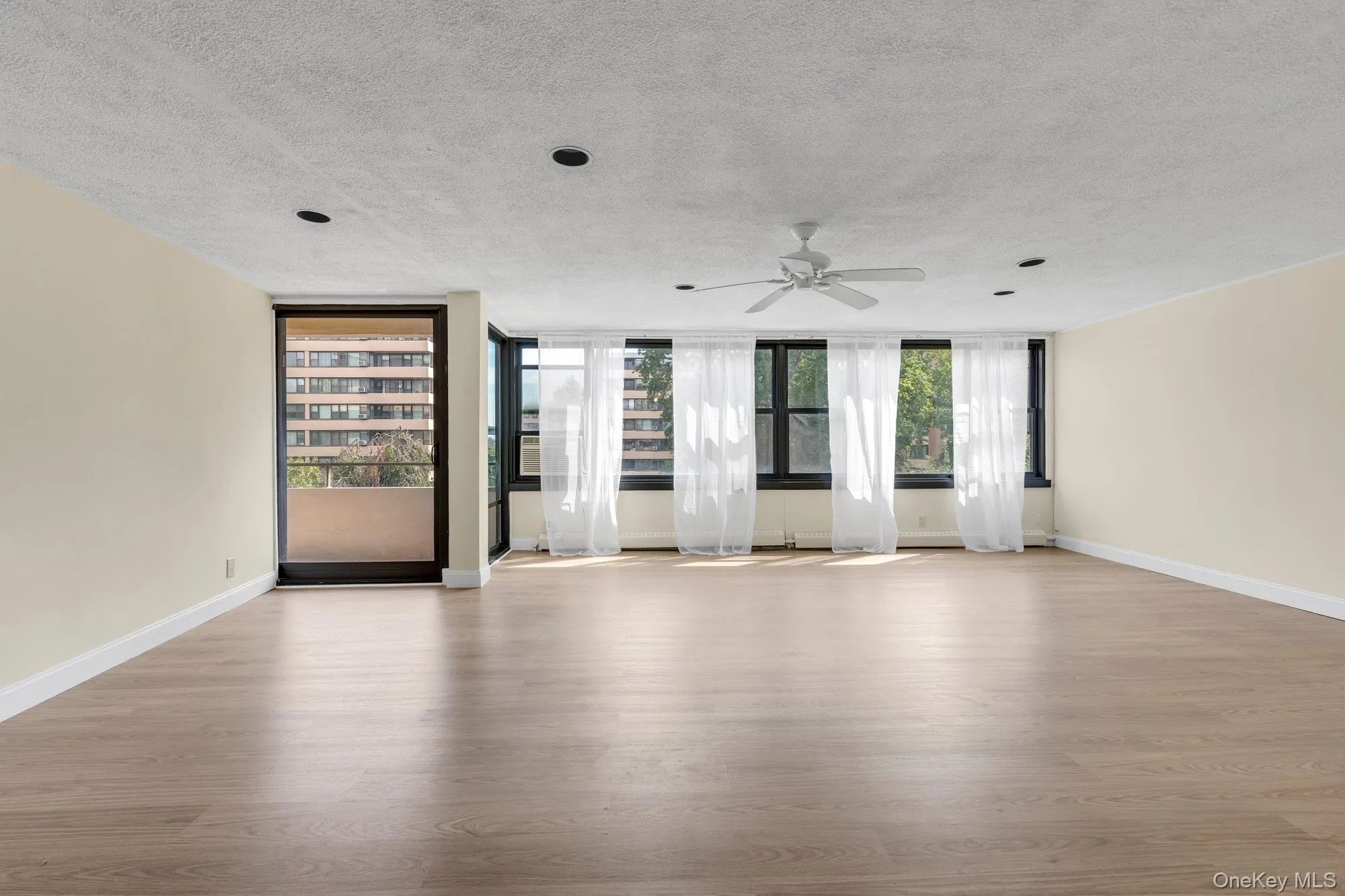 10-01 162 Street, New York, NY, 2 Bedrooms Bedrooms, 4 Rooms Rooms,1 BathroomBathrooms,Residential,For Rent,162,0,1048090 10-01 162 Street, New York, NY, 2 Bedrooms Bedrooms, 4 Rooms Rooms,1 BathroomBathrooms,Residential,For Rent,162,0,1048090
