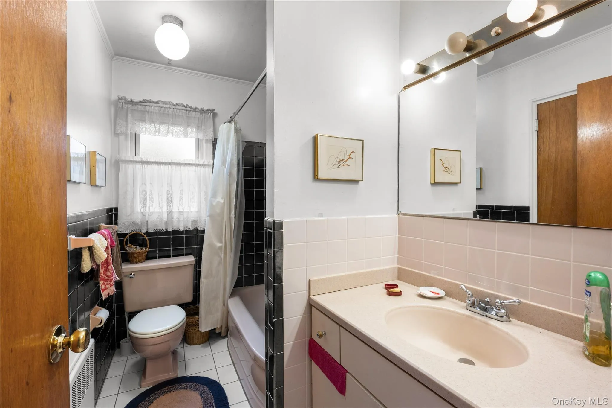 7 Barby Lane, Oyster Bay, NY, 4 Bedrooms Bedrooms, 7 Rooms Rooms,3 BathroomsBathrooms,Residential,For Rent,Barby,0,1048093 7 Barby Lane, Oyster Bay, NY, 4 Bedrooms Bedrooms, 7 Rooms Rooms,3 BathroomsBathrooms,Residential,For Rent,Barby,0,1048093
