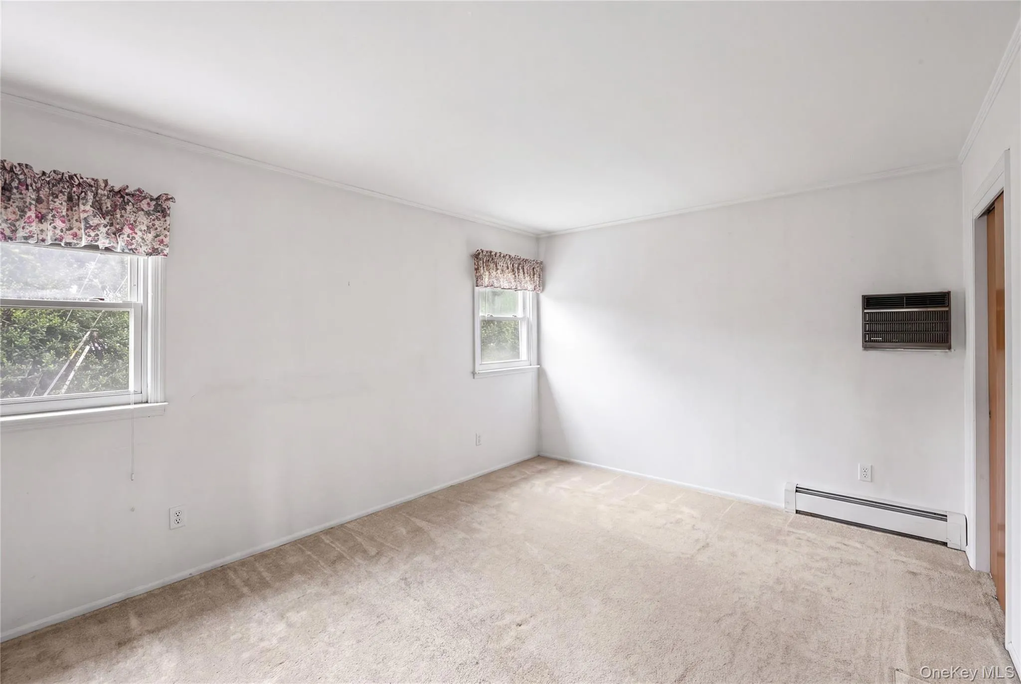 7 Barby Lane, Oyster Bay, NY, 4 Bedrooms Bedrooms, 7 Rooms Rooms,3 BathroomsBathrooms,Residential,For Rent,Barby,0,1048093 7 Barby Lane, Oyster Bay, NY, 4 Bedrooms Bedrooms, 7 Rooms Rooms,3 BathroomsBathrooms,Residential,For Rent,Barby,0,1048093