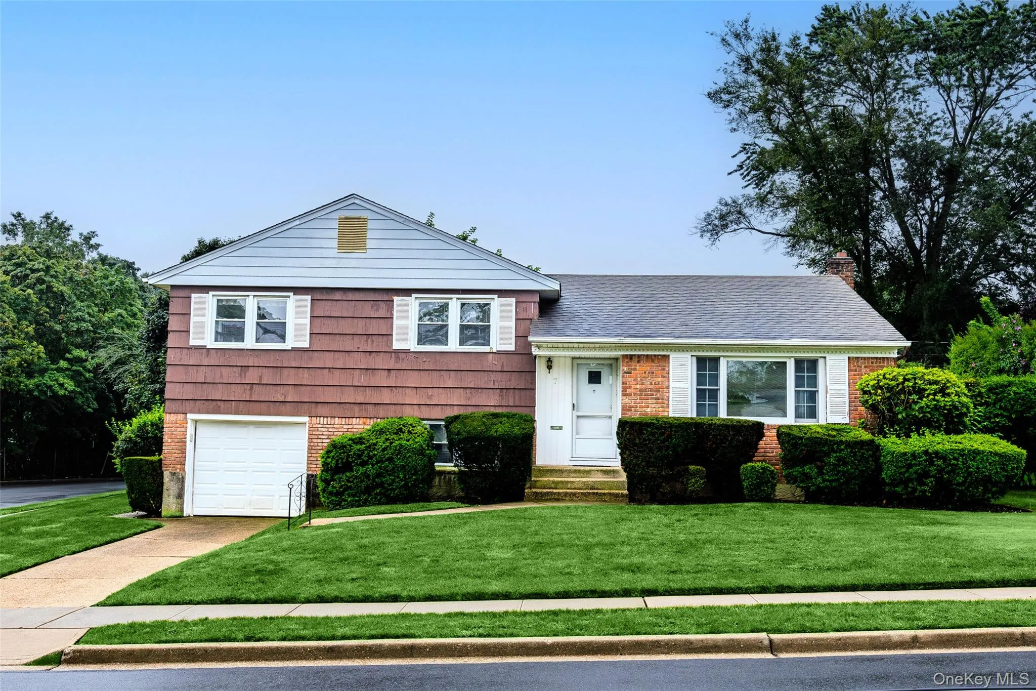 7 Barby Lane, Oyster Bay, NY, 4 Bedrooms Bedrooms, 7 Rooms Rooms,3 BathroomsBathrooms,Residential,For Rent,Barby,0,1048093 7 Barby Lane, Oyster Bay, NY, 4 Bedrooms Bedrooms, 7 Rooms Rooms,3 BathroomsBathrooms,Residential,For Rent,Barby,0,1048093
