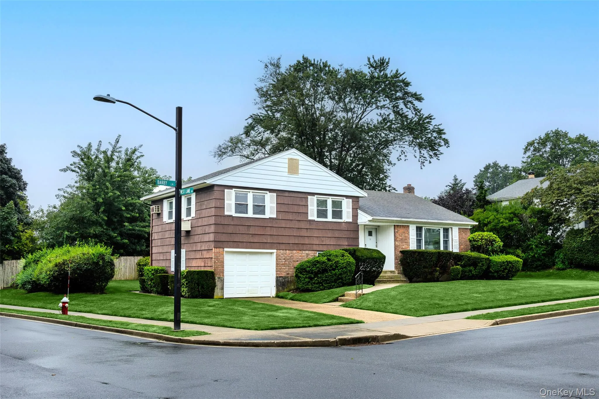 7 Barby Lane, Oyster Bay, NY, 4 Bedrooms Bedrooms, 7 Rooms Rooms,3 BathroomsBathrooms,Residential,For Rent,Barby,0,1048093 7 Barby Lane, Oyster Bay, NY, 4 Bedrooms Bedrooms, 7 Rooms Rooms,3 BathroomsBathrooms,Residential,For Rent,Barby,0,1048093