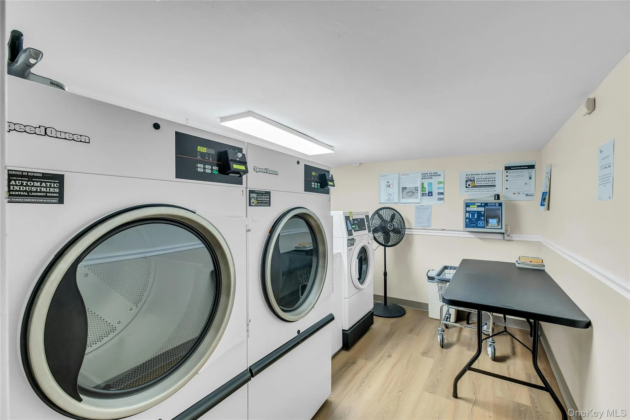 4030 Jerusalem Avenue, Hempstead, NY, 1 Bedroom Bedrooms, 4 Rooms Rooms,1 BathroomBathrooms,Residential,For Rent,Jerusalem,0,1048095 4030 Jerusalem Avenue, Hempstead, NY, 1 Bedroom Bedrooms, 4 Rooms Rooms,1 BathroomBathrooms,Residential,For Rent,Jerusalem,0,1048095