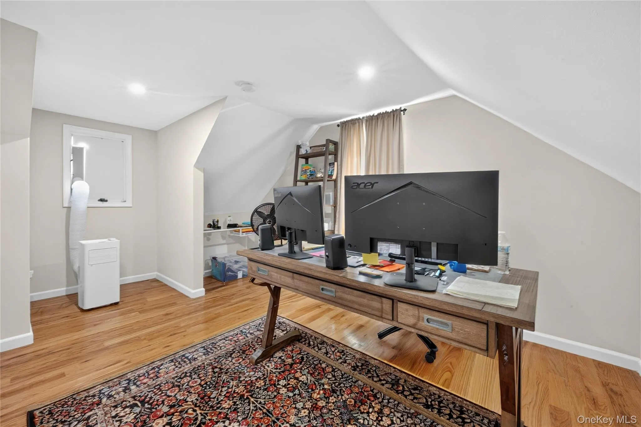 114 Southberry Lane, Hempstead, NY, 5 Bedrooms Bedrooms, 8 Rooms Rooms,2 BathroomsBathrooms,Residential,For Rent,Southberry,0,1048100 114 Southberry Lane, Hempstead, NY, 5 Bedrooms Bedrooms, 8 Rooms Rooms,2 BathroomsBathrooms,Residential,For Rent,Southberry,0,1048100