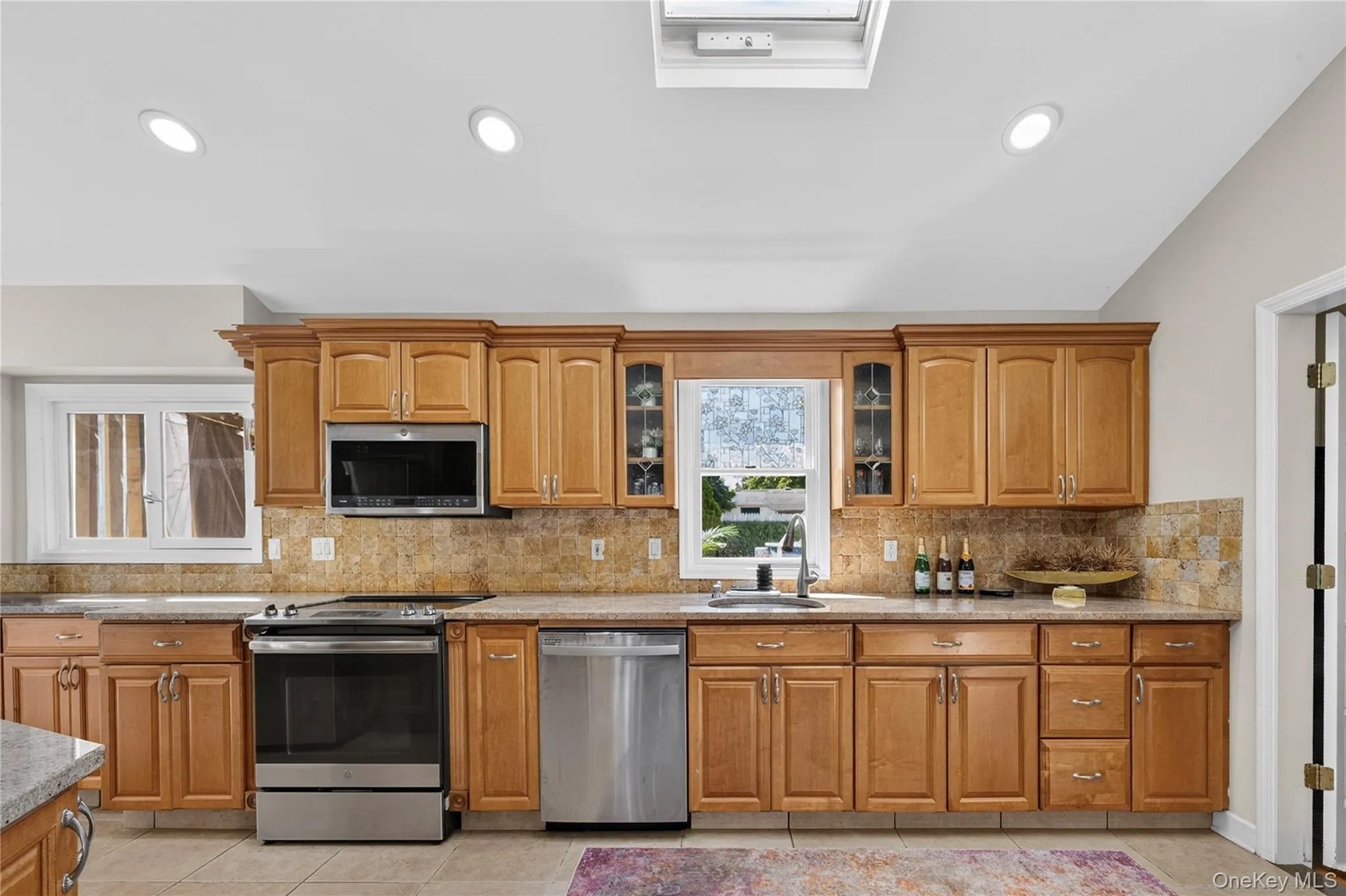 114 Southberry Lane, Hempstead, NY, 5 Bedrooms Bedrooms, 8 Rooms Rooms,2 BathroomsBathrooms,Residential,For Rent,Southberry,0,1048100 114 Southberry Lane, Hempstead, NY, 5 Bedrooms Bedrooms, 8 Rooms Rooms,2 BathroomsBathrooms,Residential,For Rent,Southberry,0,1048100