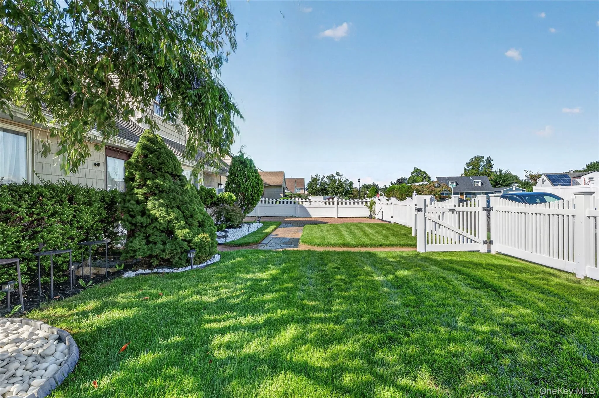 114 Southberry Lane, Hempstead, NY, 5 Bedrooms Bedrooms, 8 Rooms Rooms,2 BathroomsBathrooms,Residential,For Rent,Southberry,0,1048100 114 Southberry Lane, Hempstead, NY, 5 Bedrooms Bedrooms, 8 Rooms Rooms,2 BathroomsBathrooms,Residential,For Rent,Southberry,0,1048100