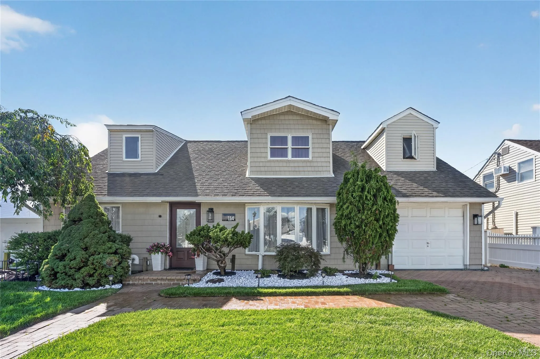 114 Southberry Lane, Hempstead, NY, 5 Bedrooms Bedrooms, 8 Rooms Rooms,2 BathroomsBathrooms,Residential,For Rent,Southberry,0,1048100 114 Southberry Lane, Hempstead, NY, 5 Bedrooms Bedrooms, 8 Rooms Rooms,2 BathroomsBathrooms,Residential,For Rent,Southberry,0,1048100