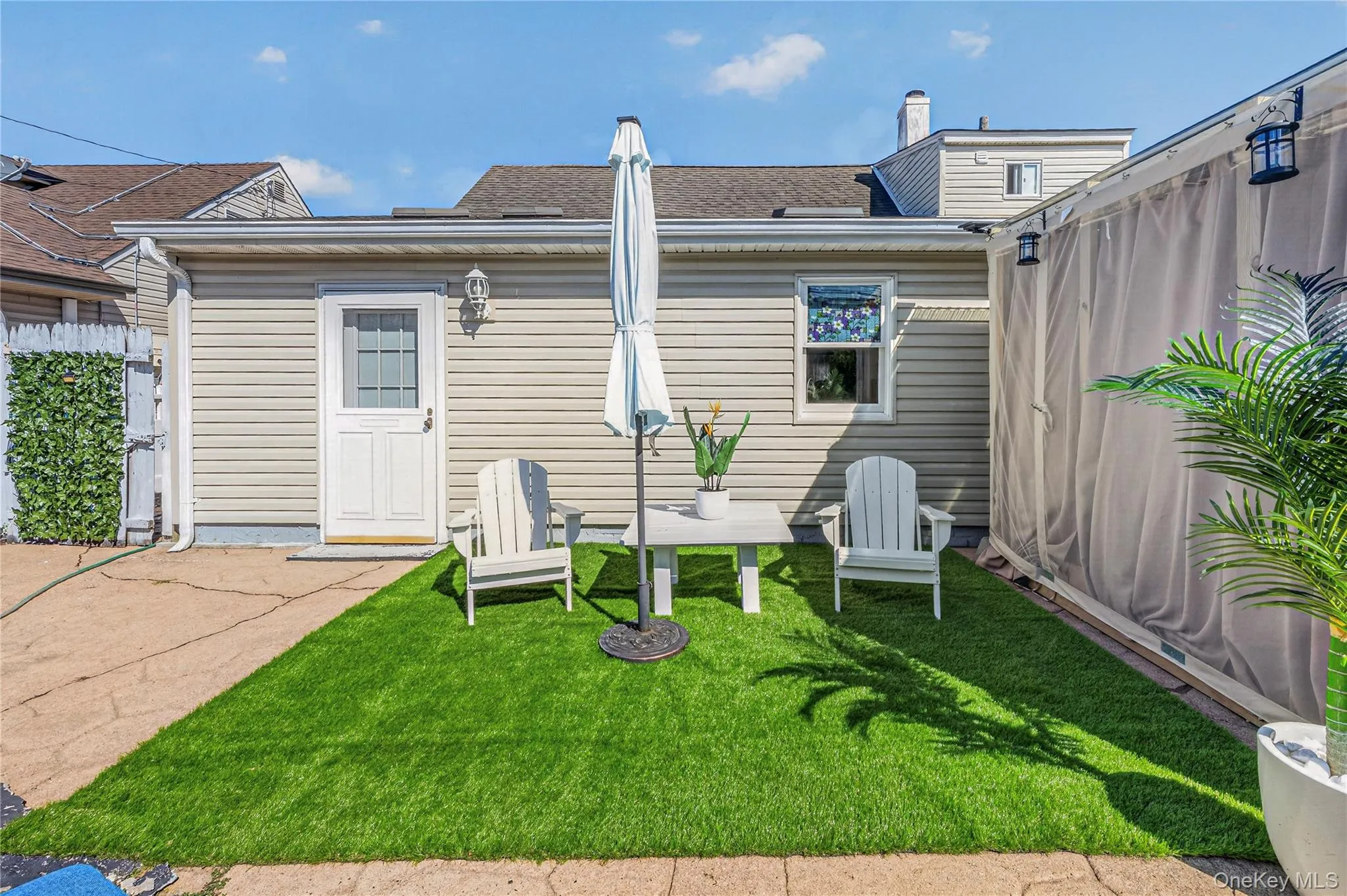 114 Southberry Lane, Hempstead, NY, 5 Bedrooms Bedrooms, 8 Rooms Rooms,2 BathroomsBathrooms,Residential,For Rent,Southberry,0,1048100 114 Southberry Lane, Hempstead, NY, 5 Bedrooms Bedrooms, 8 Rooms Rooms,2 BathroomsBathrooms,Residential,For Rent,Southberry,0,1048100