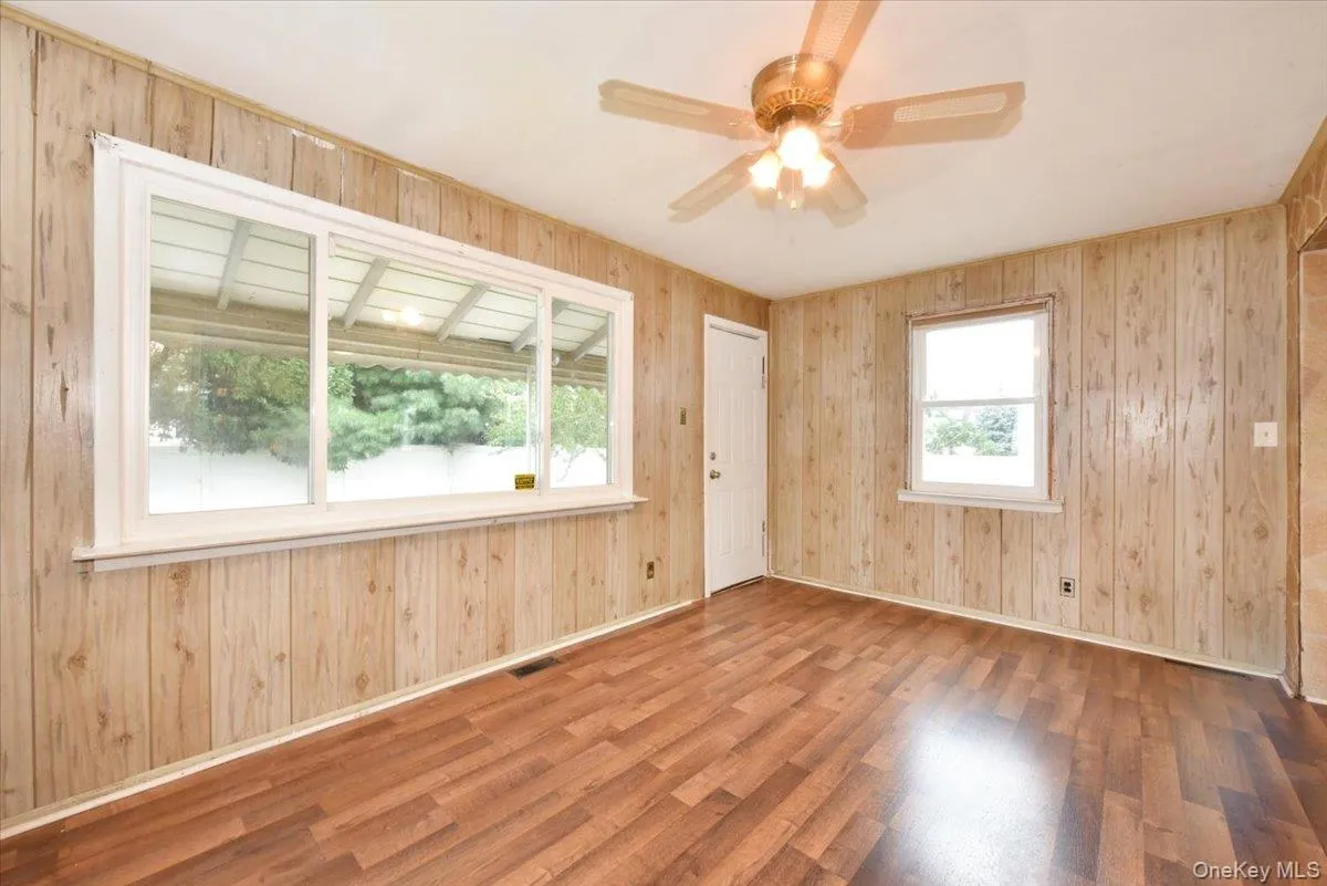 235 Madison Avenue, Hempstead, NY, 3 Bedrooms Bedrooms, 7 Rooms Rooms,1 BathroomBathrooms,Residential,For Rent,Madison,0,1048104 235 Madison Avenue, Hempstead, NY, 3 Bedrooms Bedrooms, 7 Rooms Rooms,1 BathroomBathrooms,Residential,For Rent,Madison,0,1048104